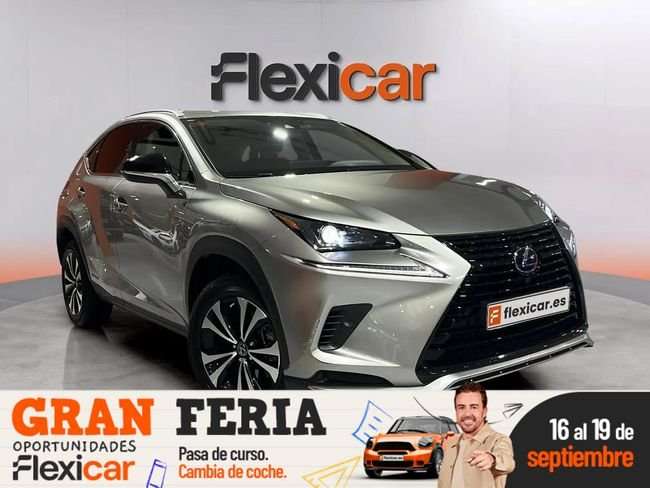 Lexus NX 300 300h Premium 2WD - foto 1