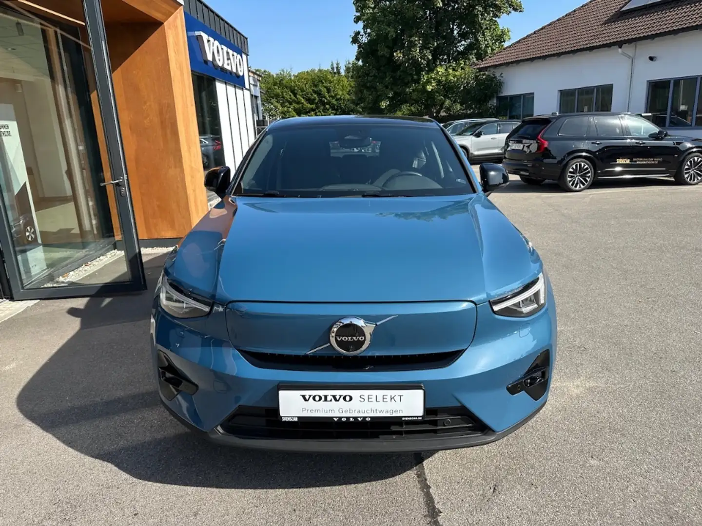 Volvo C40 Ultimate Recharge Pure Electric 2WD StandHZG AHK D Blau - 2