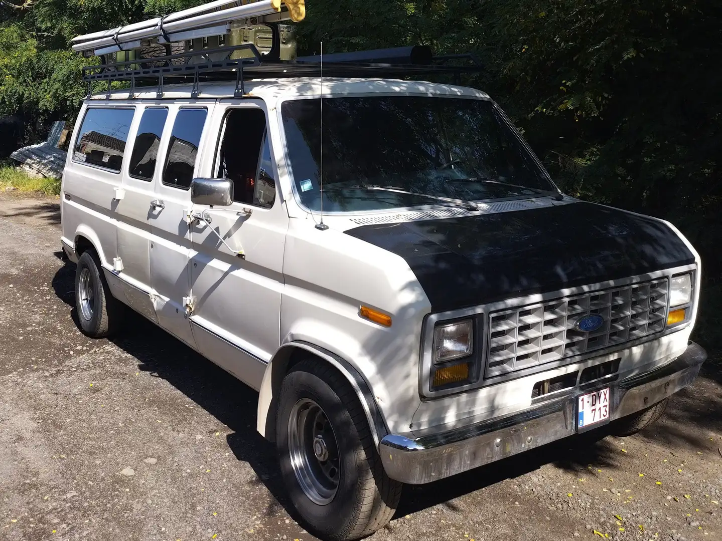 Ford Econoline E150 Weiß - 1