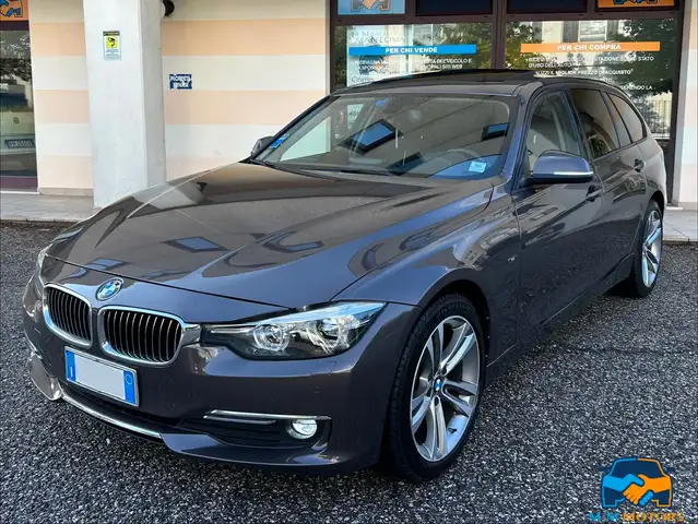 BMW 320 F31 320d Touring Sport Tetto, con garanzia 12-48 M