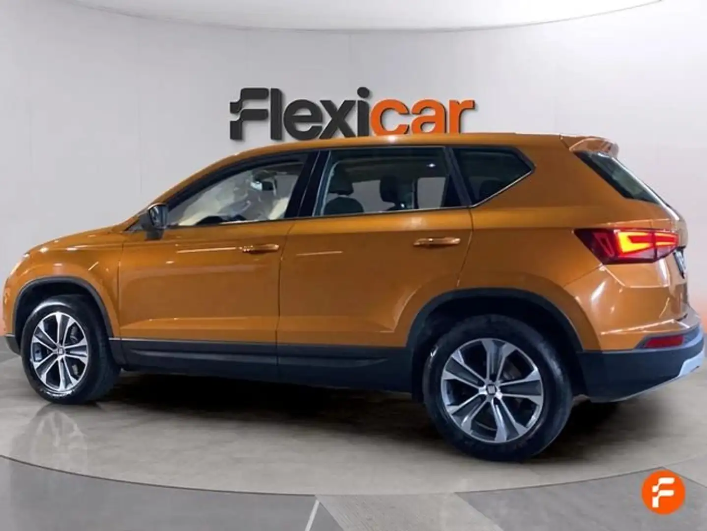 SEAT Ateca 2.0TDI CR S&S Style 4Drive 150 Naranja - 2