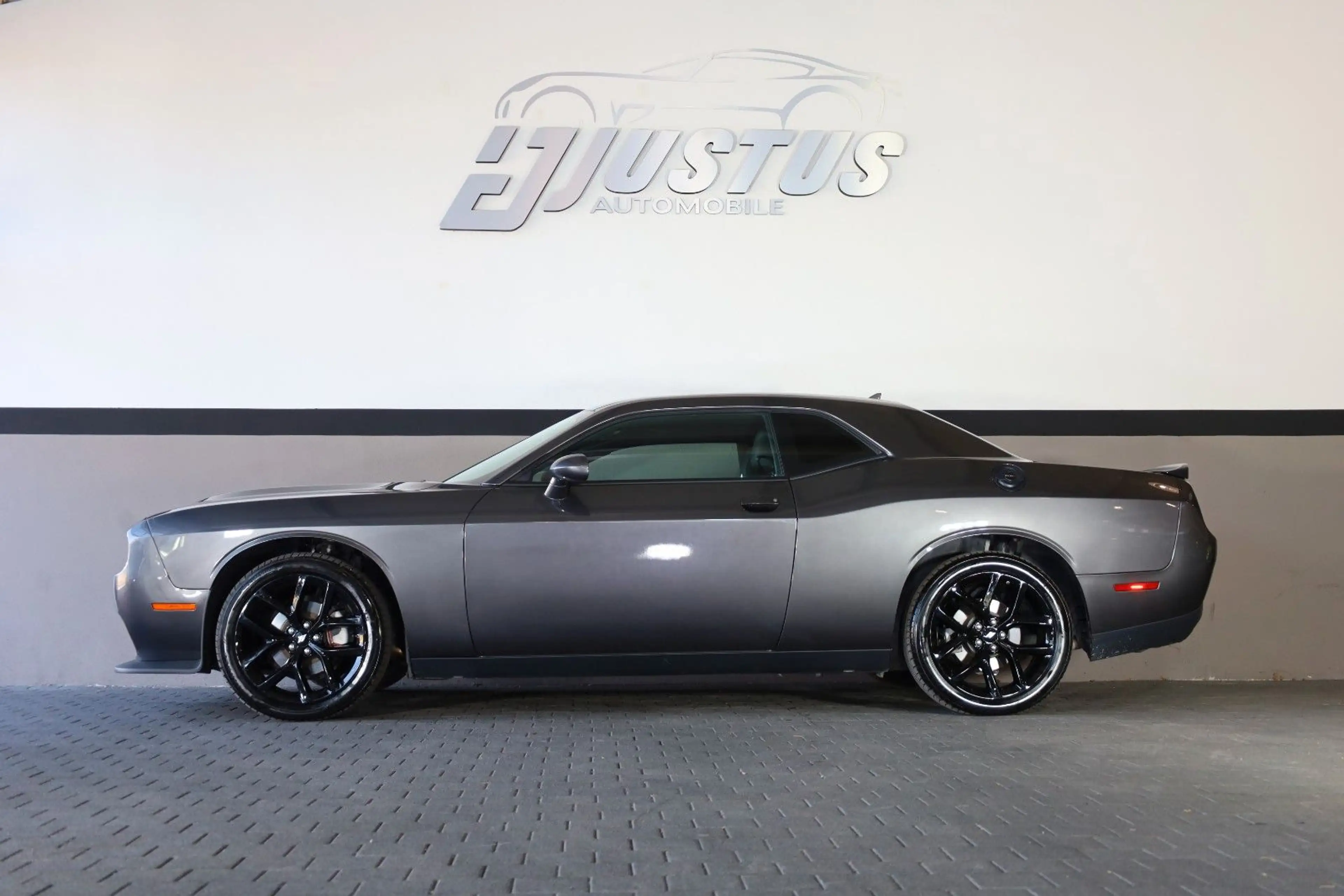Dodge Challenger 3.6 SXT/KAMERA/BTH/MFL/SHZ/ALPINE/R20 — photo 3