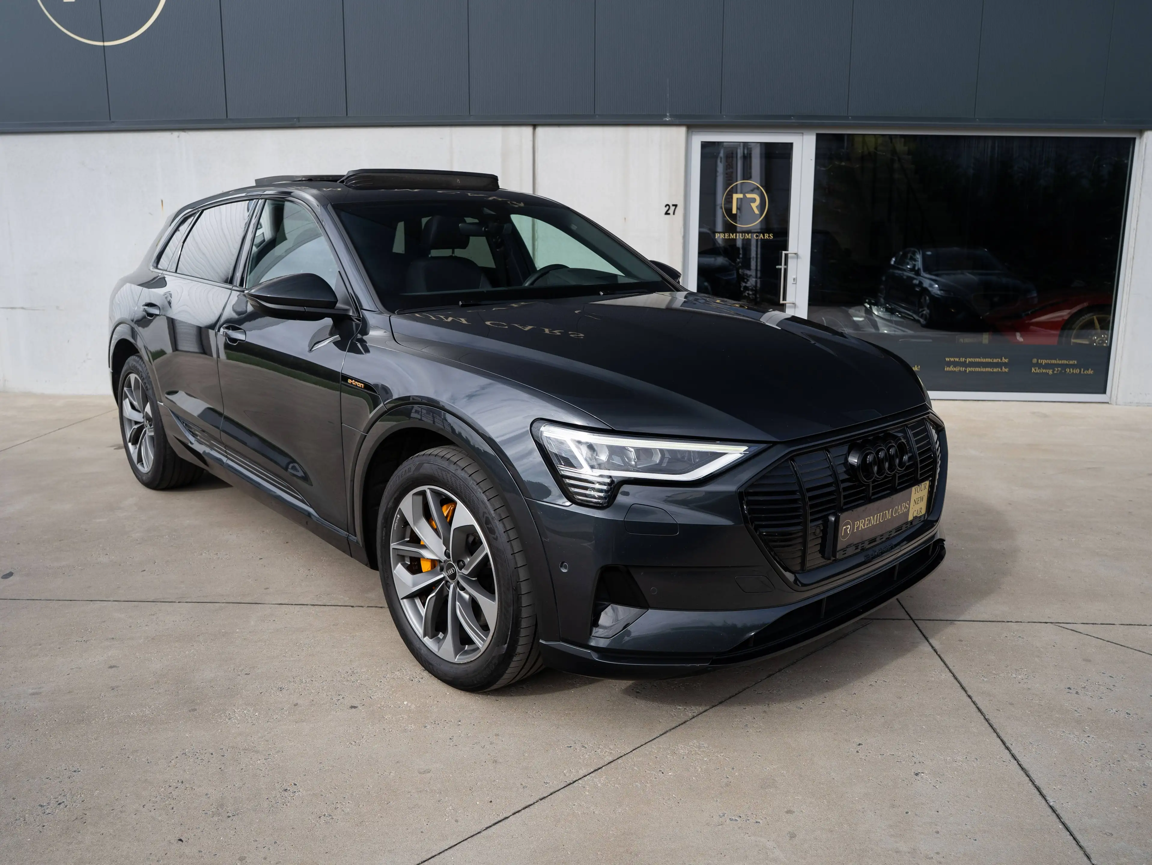 Audi e-tron 95 kWh l 55 Quattro l Pano l Heated Seats l Keyless l Memory Seats — photo 5