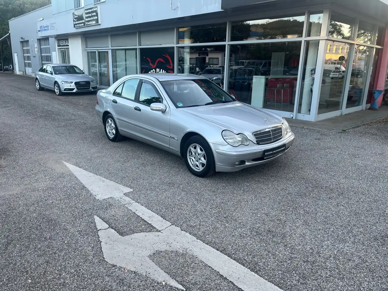 Mercedes-Benz C 180, foto 7