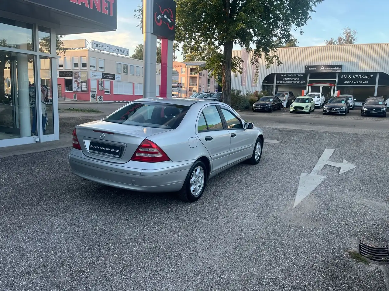 Mercedes-Benz C 180, foto 6