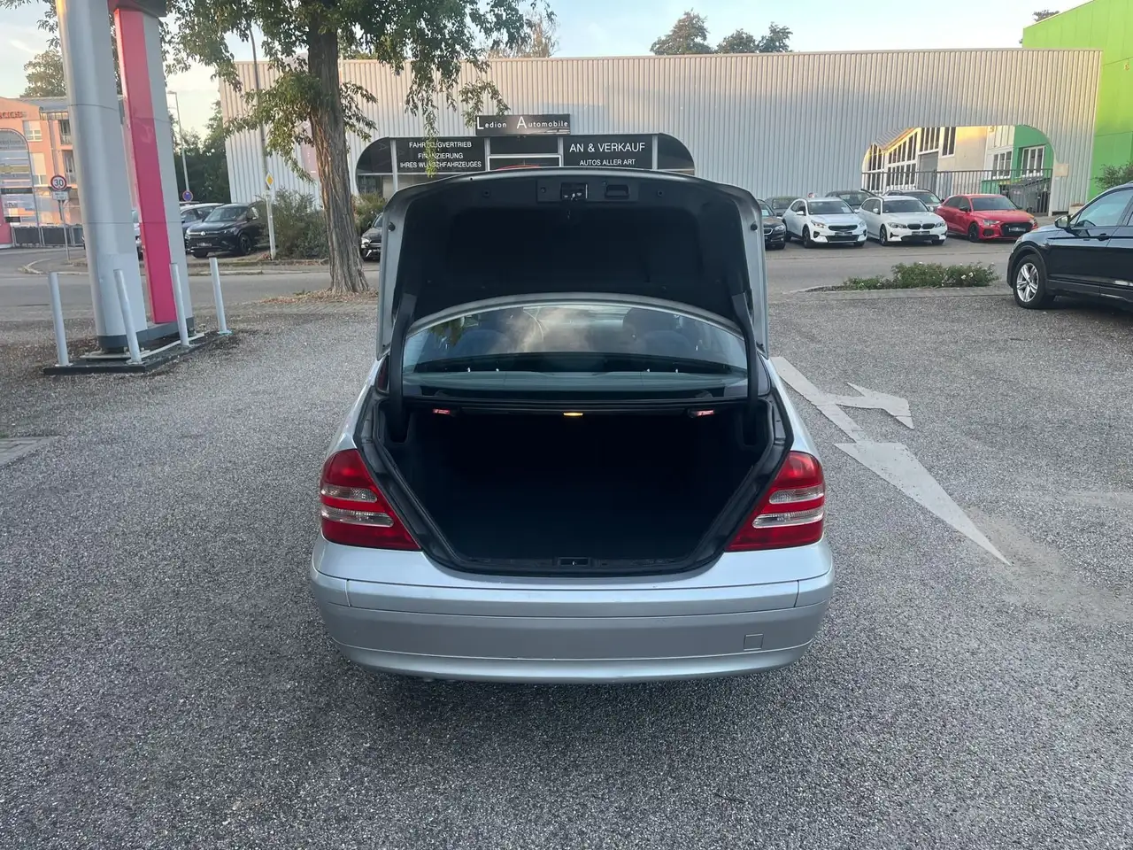 Mercedes-Benz C 180, foto 10