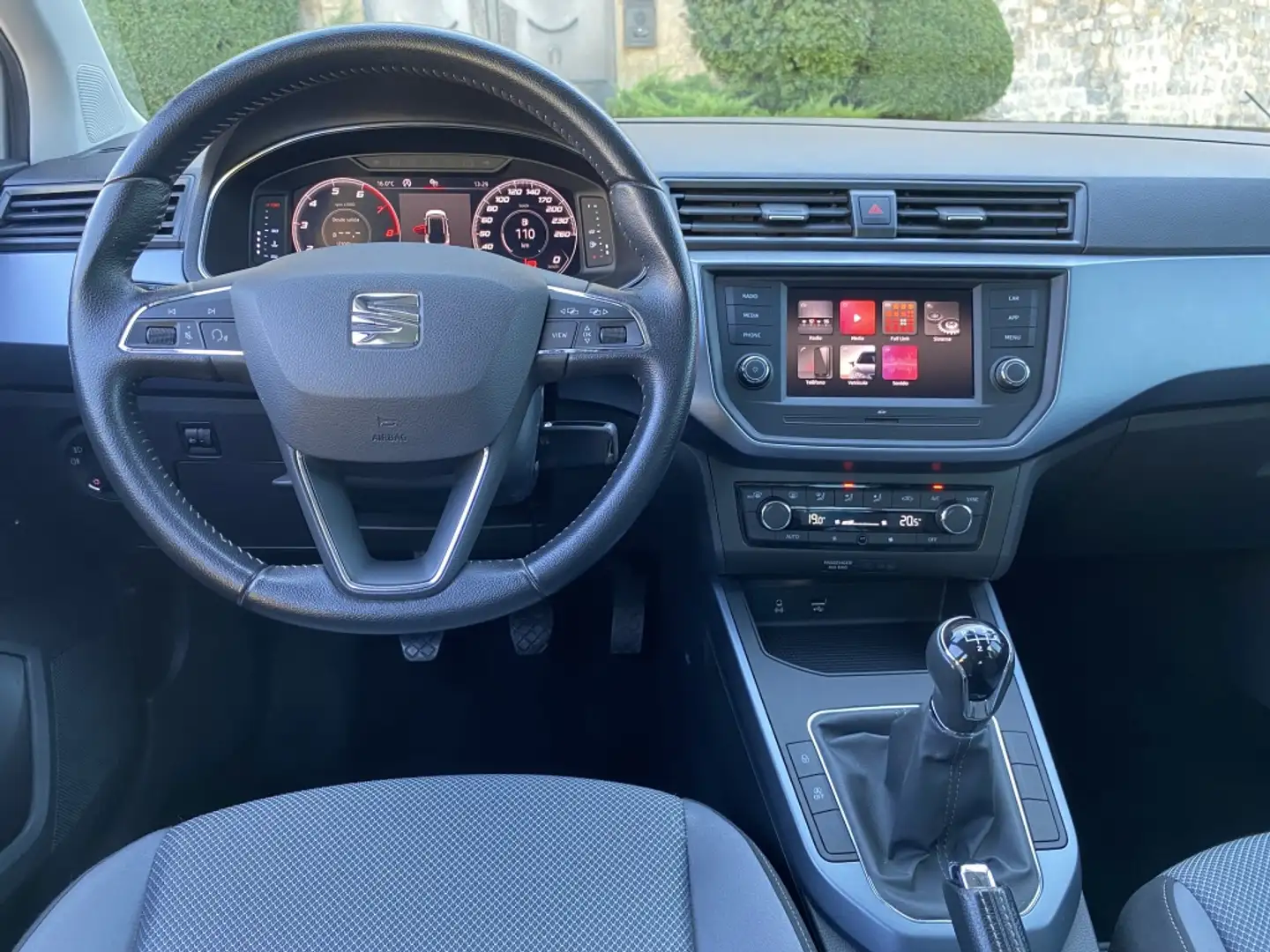 SEAT Arona 1.0 TSI Ecomotive S&S Style 95 Blanco - 2