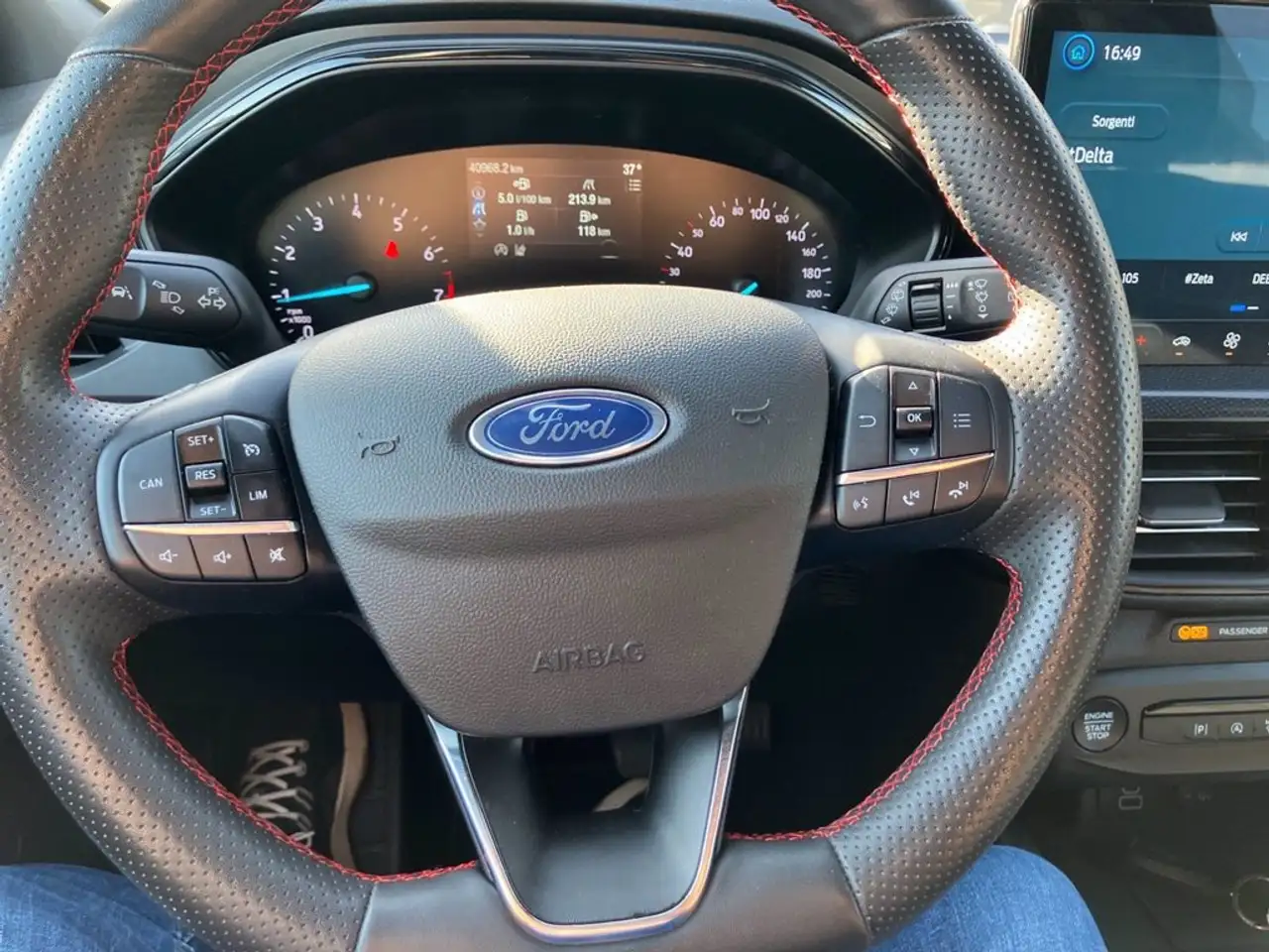 Ford Focus 1.0t ecoboost h ST-Line 125cv, миниатюра 10