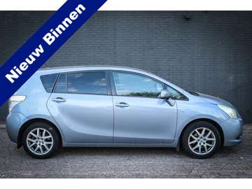 1.8 VVT-i Panoramic 7p. Net binnen-Nu al te bezich