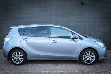 1.8 VVT-i Panoramic 7p. Net binnen-Nu al te bezich