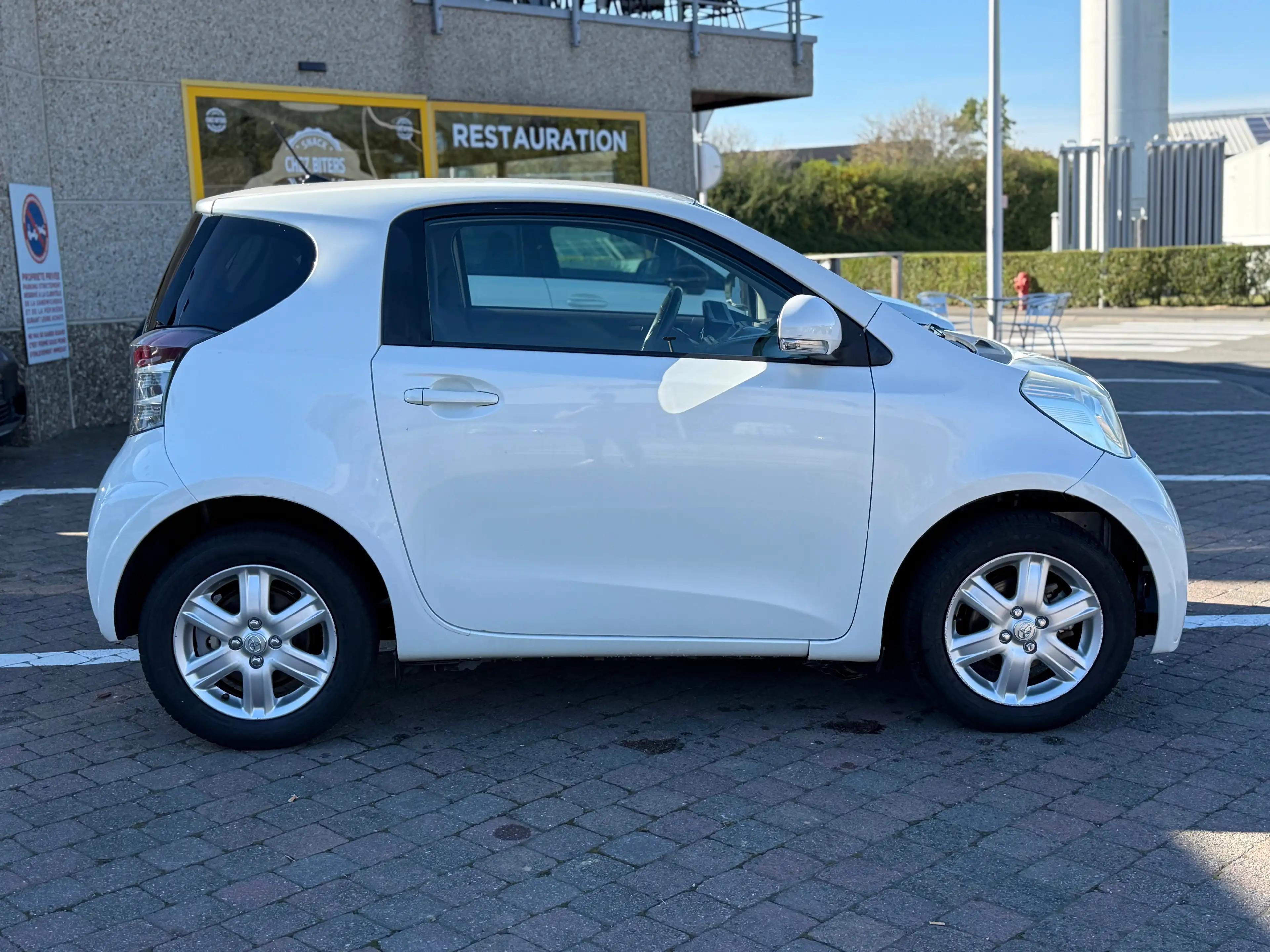 Toyota iQ iQ 1.0i VVT-i / AIRCO / GARANTIE / AUTOMATIQUE — photo 4