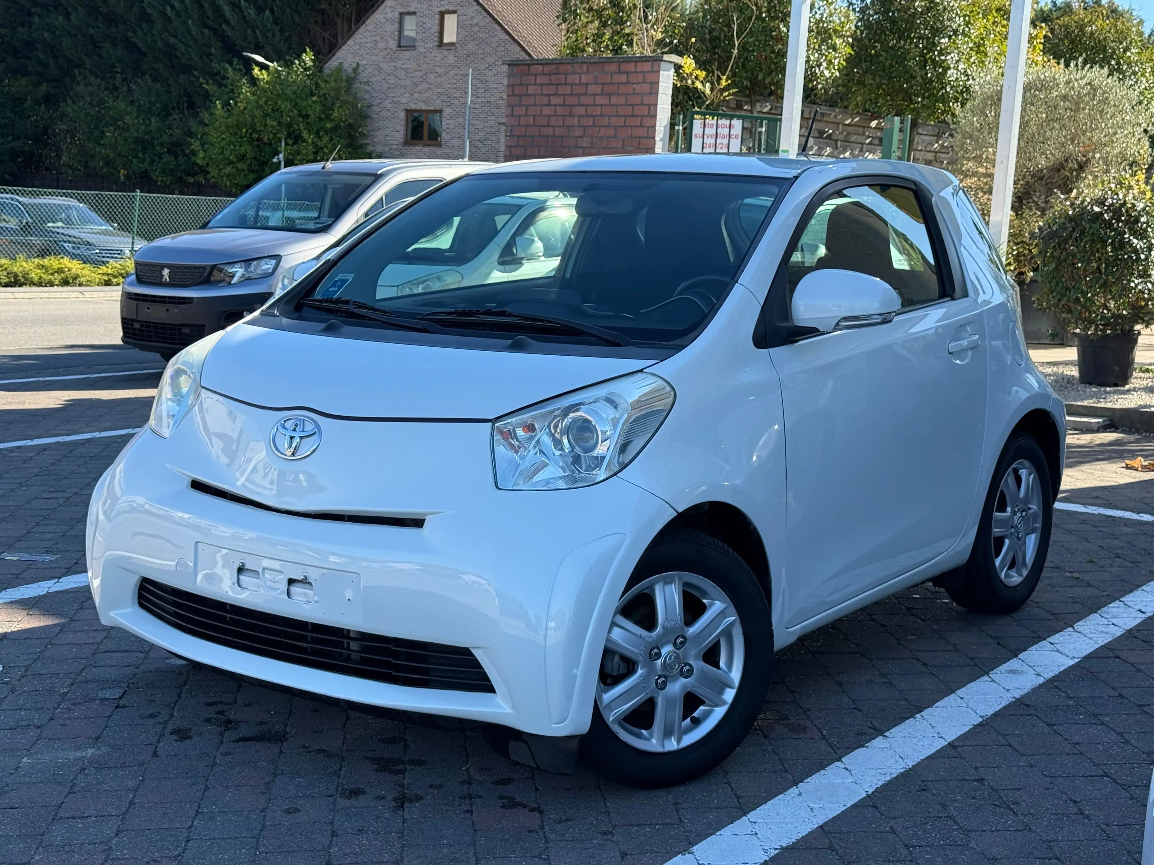 Toyota iQ iQ 1.0i VVT-i / AIRCO / GARANTIE / AUTOMATIQUE — photo 3