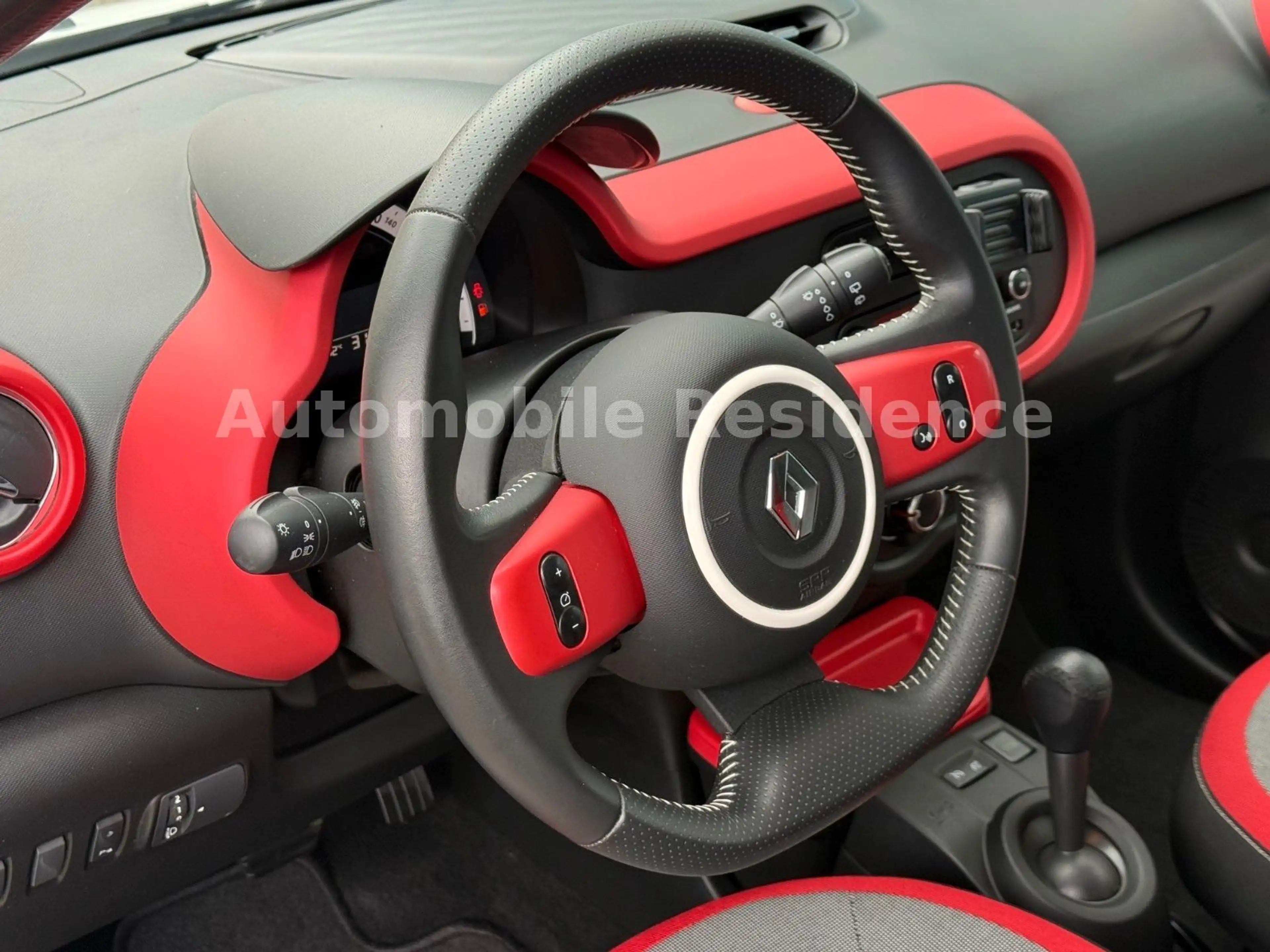 Renault Twingo Intens AUT. 0.9*MFL*TEMP*ALU*KLIMA* — photo 12