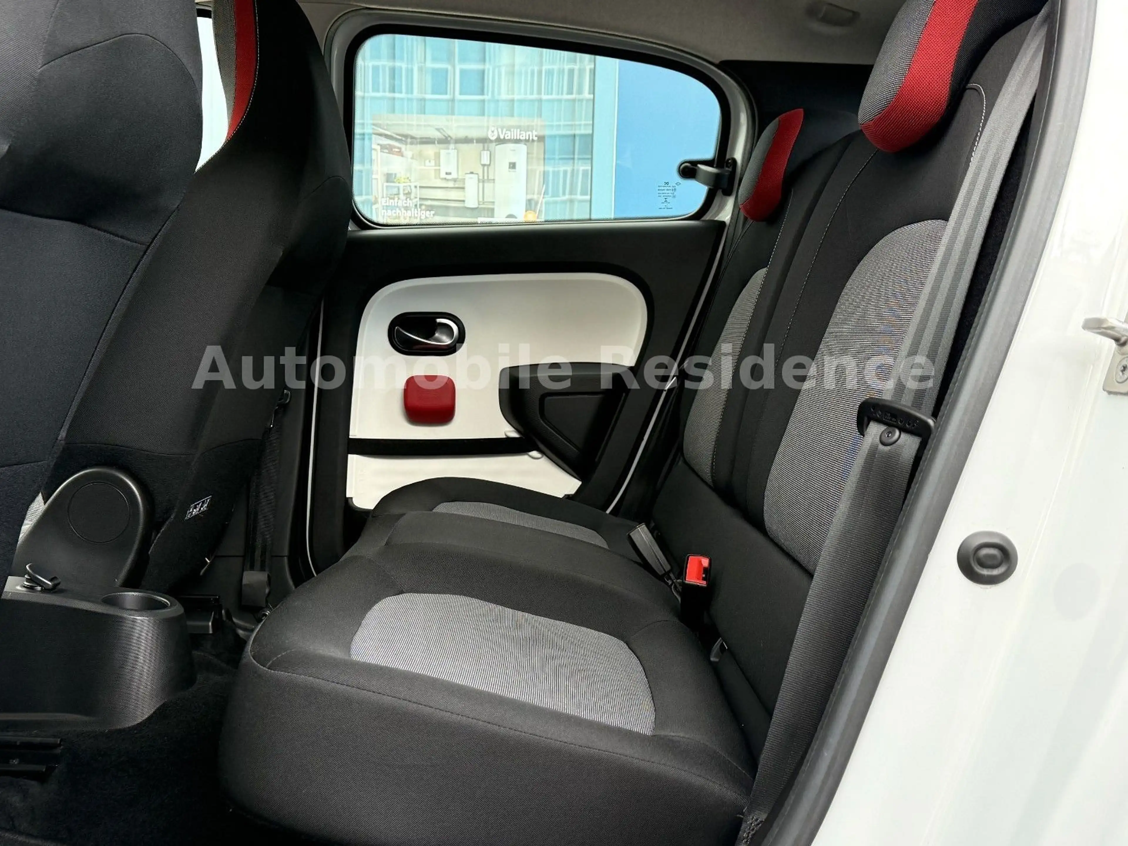 Renault Twingo Intens AUT. 0.9*MFL*TEMP*ALU*KLIMA* — photo 8