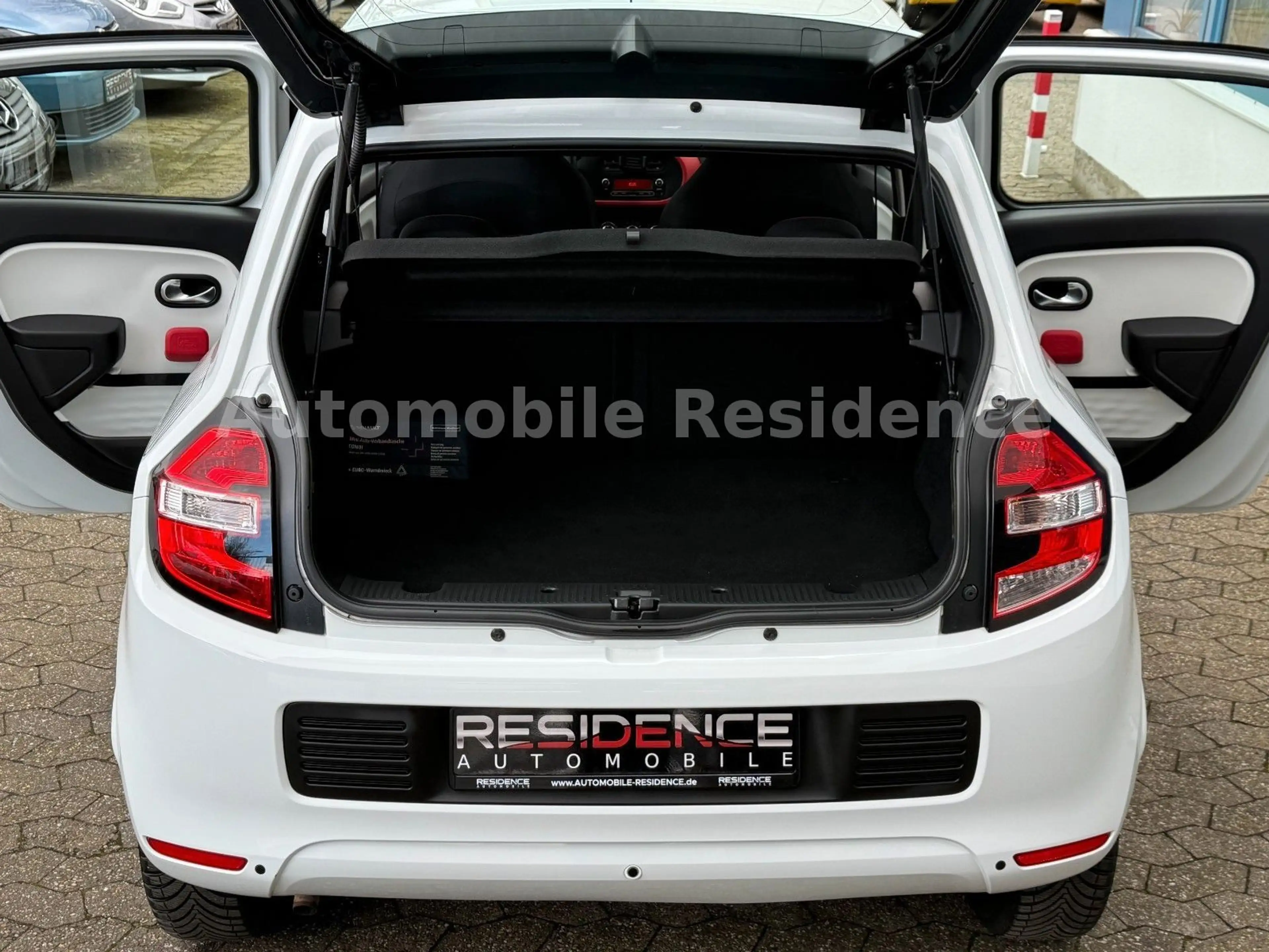 Renault Twingo Intens AUT. 0.9*MFL*TEMP*ALU*KLIMA* — photo 10
