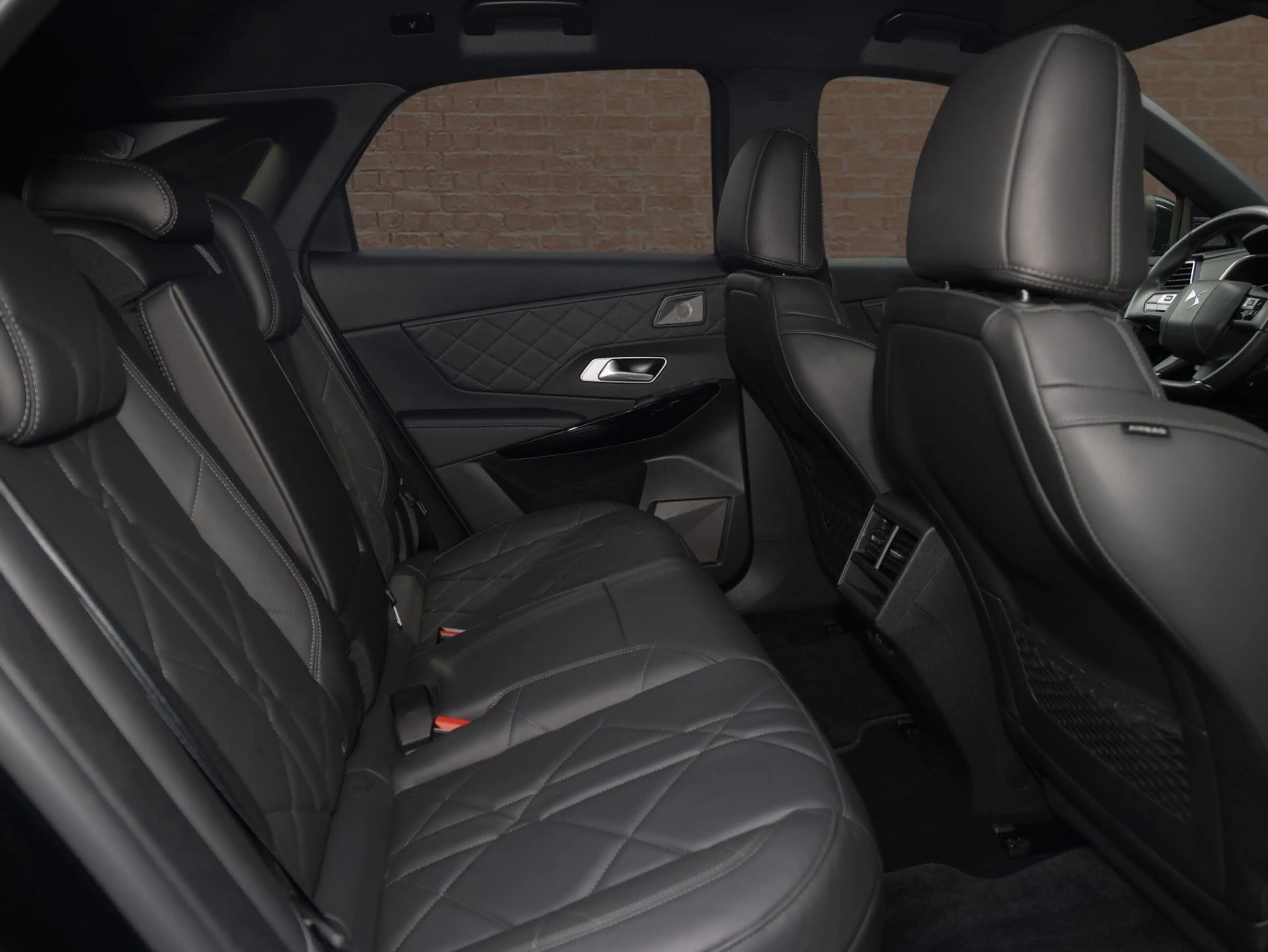 DS Automobiles DS 7 DS7 Rivoli 4x4 — photo 12