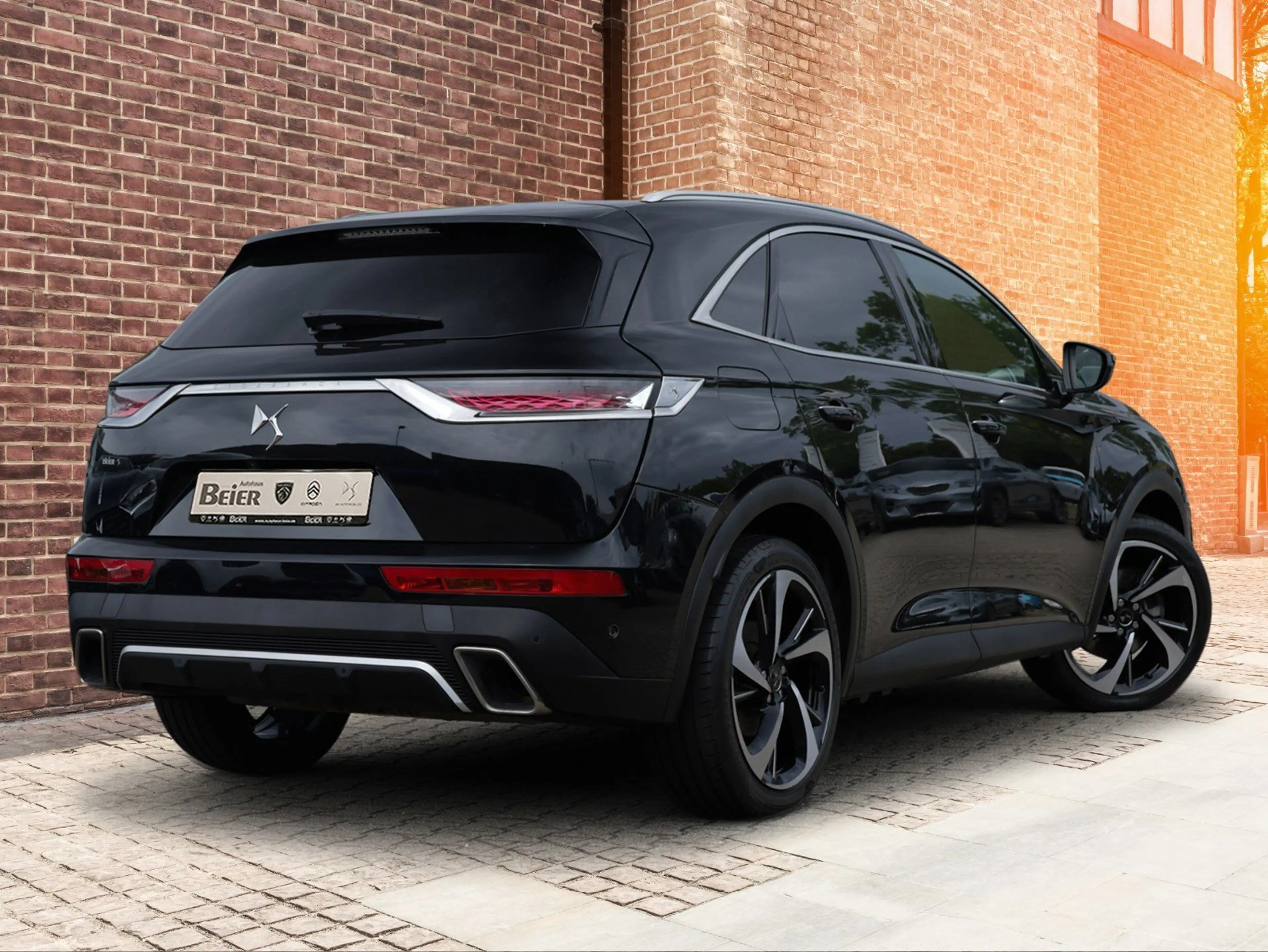 DS Automobiles DS 7 DS7 Rivoli 4x4 — photo 4