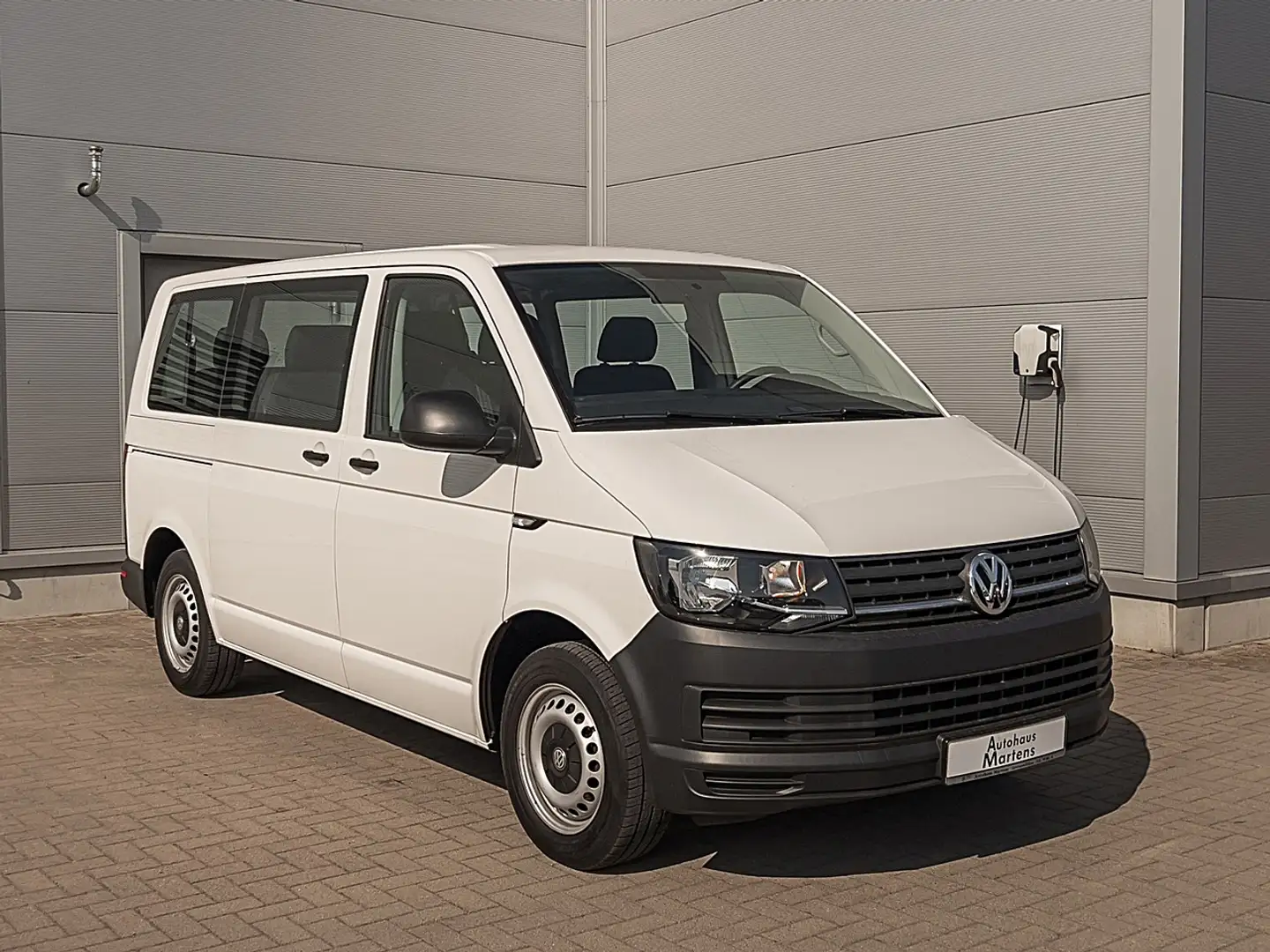 Volkswagen T6 Transporter 2.0 TDI Kombi Klima Navi 9-Sitzer Klima Navi Blanc - 2