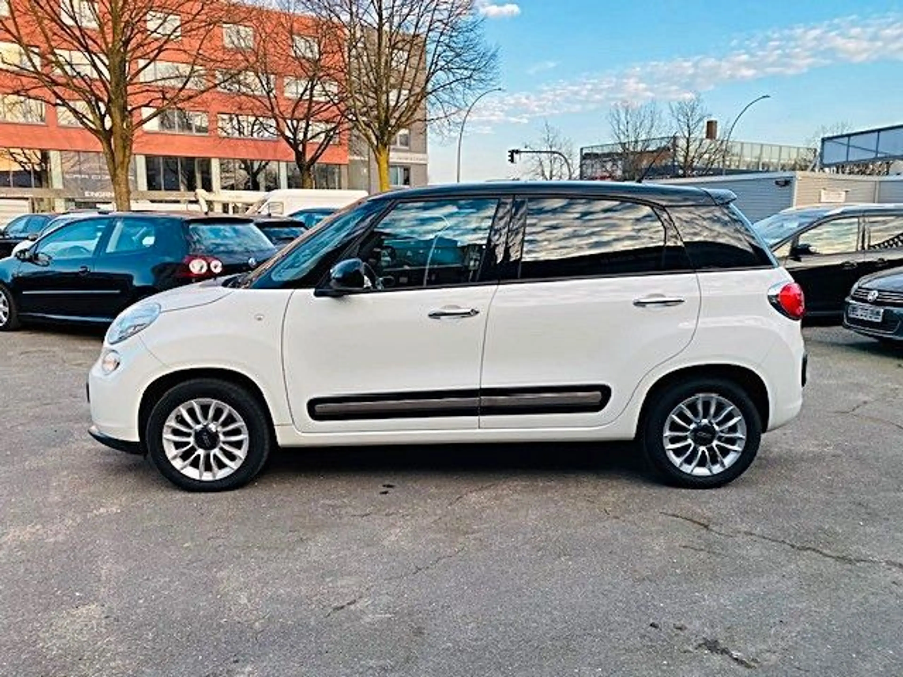 Fiat 500L 0,9 TwinAir Lounge — photo 6