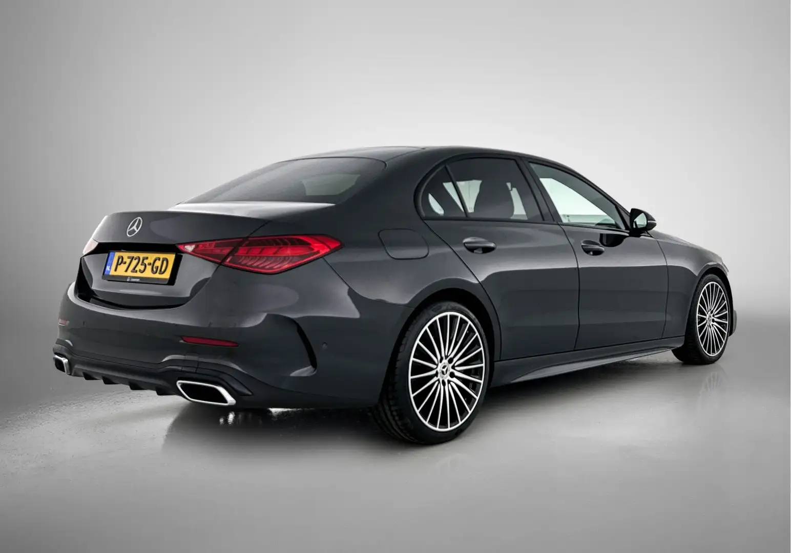 Mercedes-Benz C 200 Launch Edition AMG Line | Night Pakket | Panorama Grijs - 2