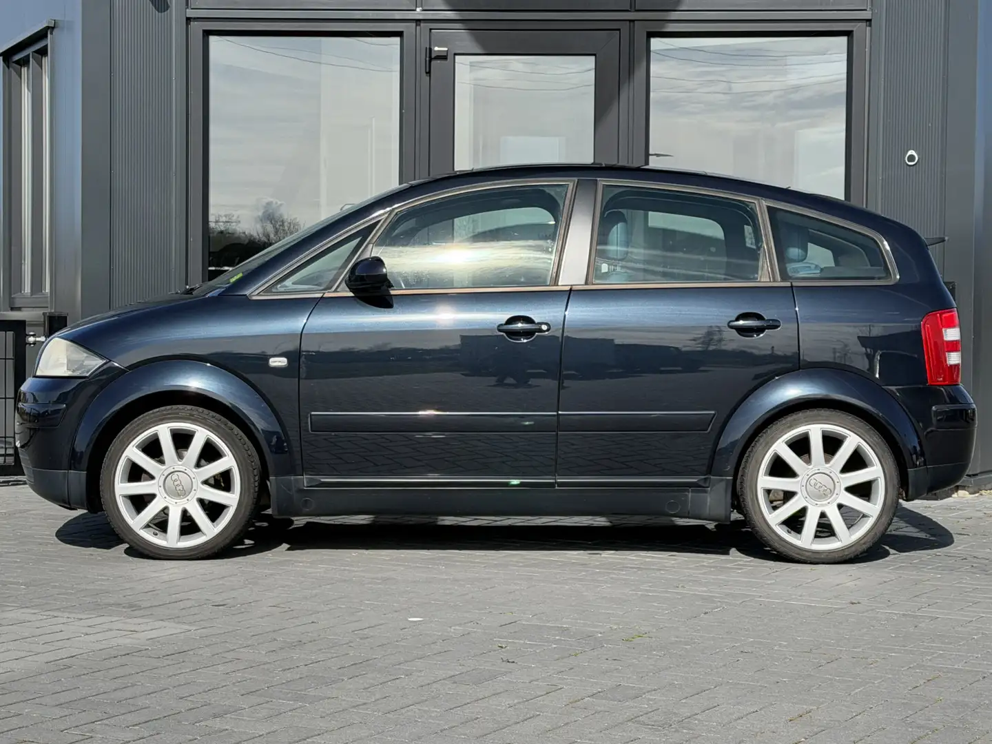 Audi A2 1.4 Clima | Leer | Pano | nwe distributie Azul - 2