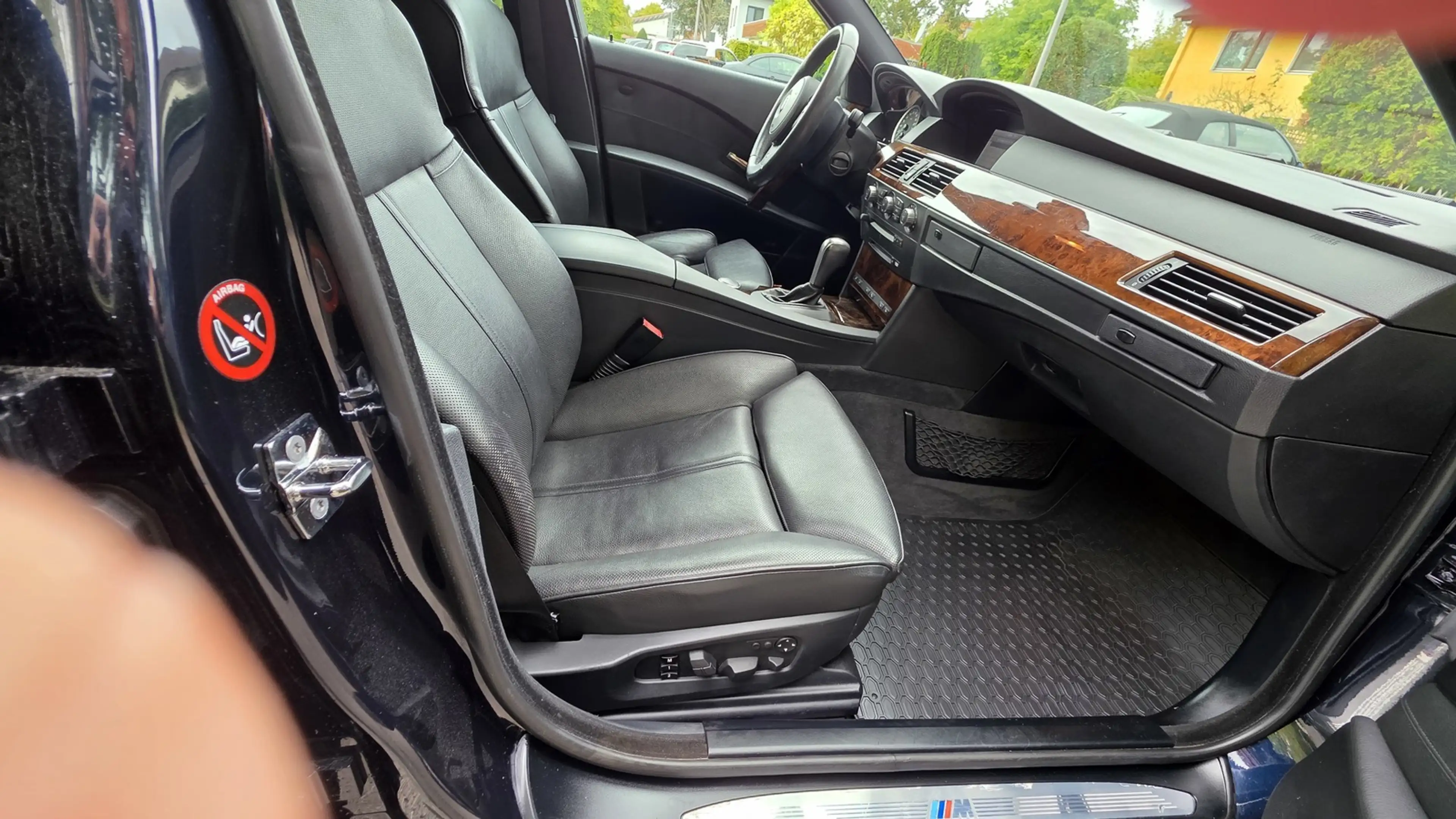 BMW 530 d xDrive absolute Vollausstattung — photo 16