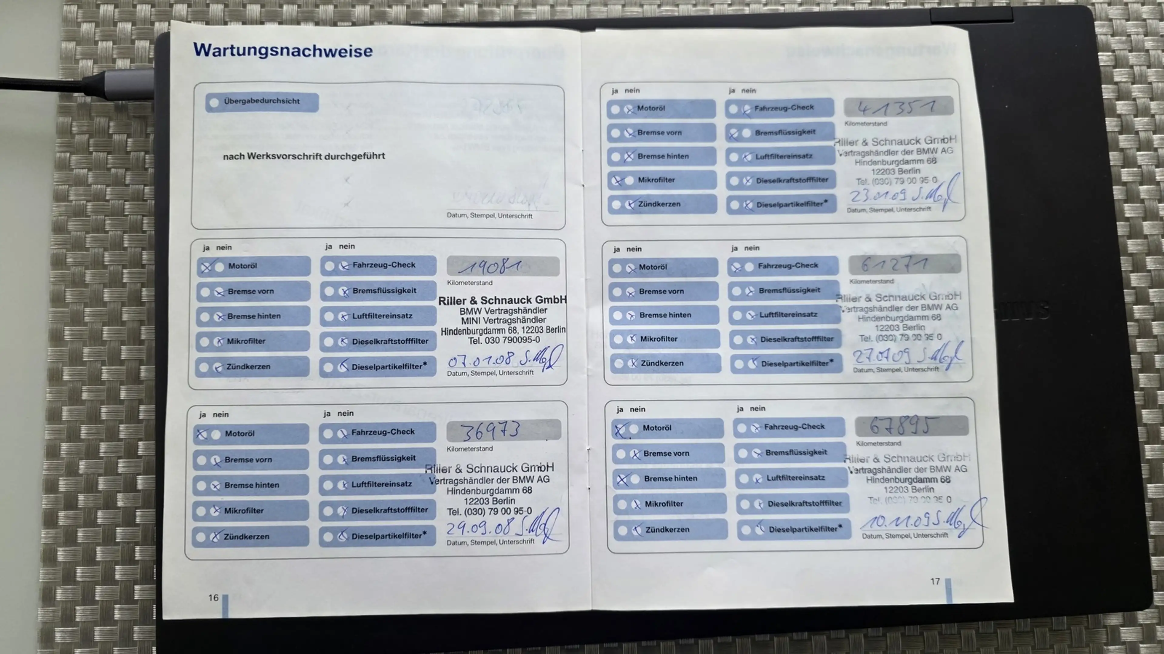 BMW 530 d xDrive absolute Vollausstattung — photo 20