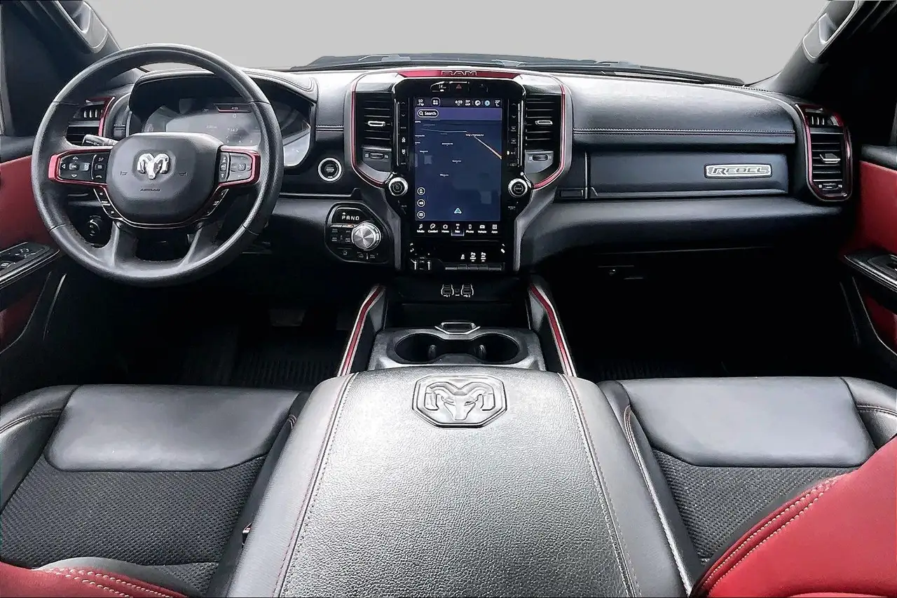 RAM 1500 снимка RAM 1500