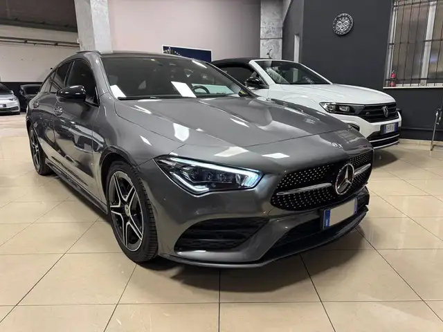 Mercedes-Benz CLA 220 Shooting Brake Premium 4matic AMG