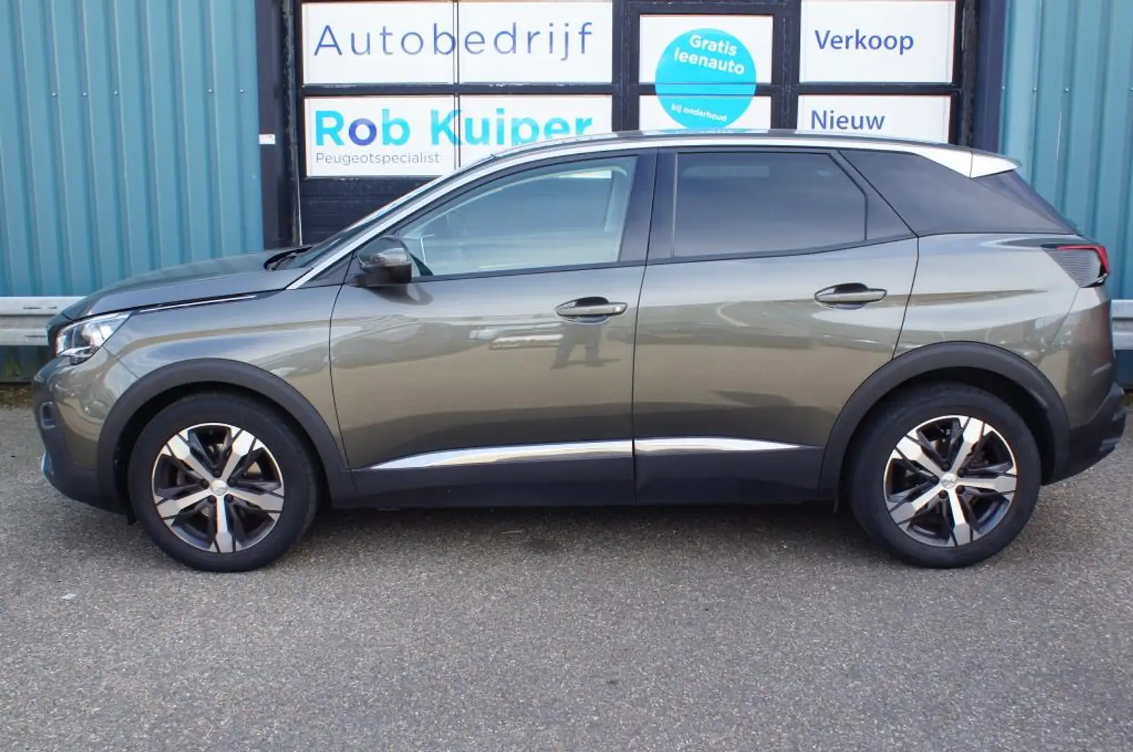 Peugeot 3008 1.2 PureTech Allure Grijs - 1