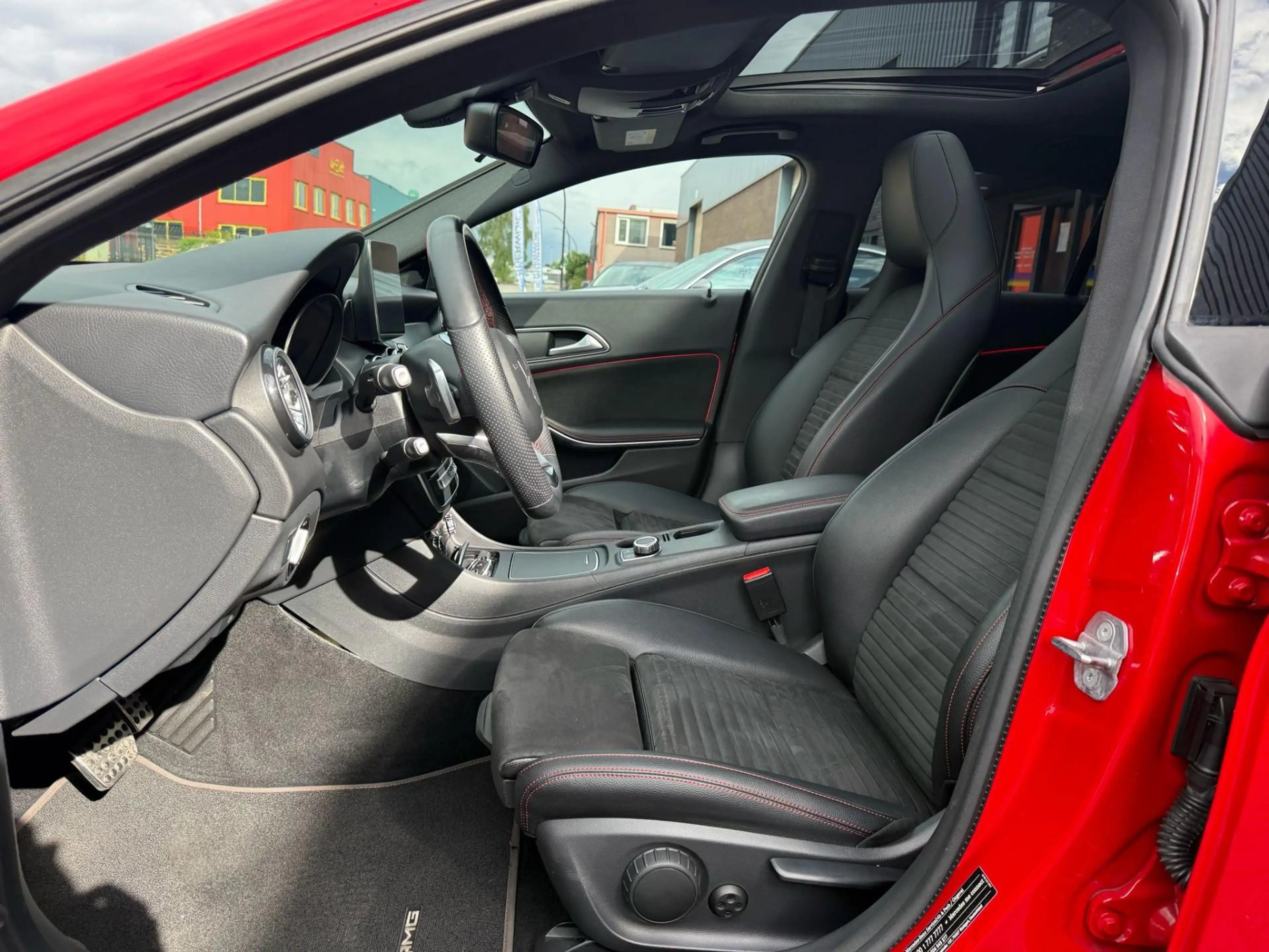 Mercedes-Benz CLA 180 Shooting Brake | 3/6/12MND GARANTIE| NAVI | PANO D — photo 15