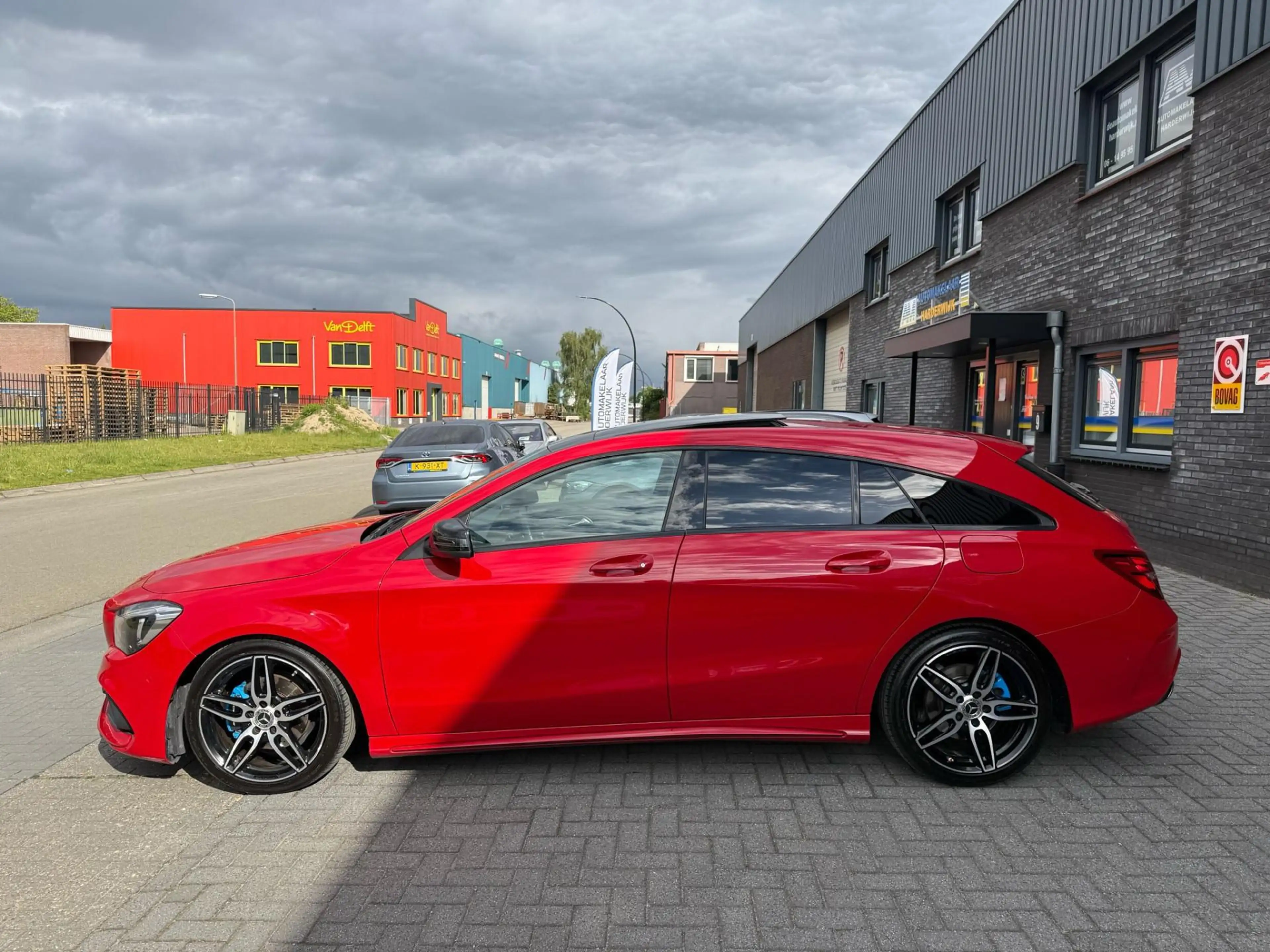 Mercedes-Benz CLA 180 Shooting Brake | 3/6/12MND GARANTIE| NAVI | PANO D — photo 9