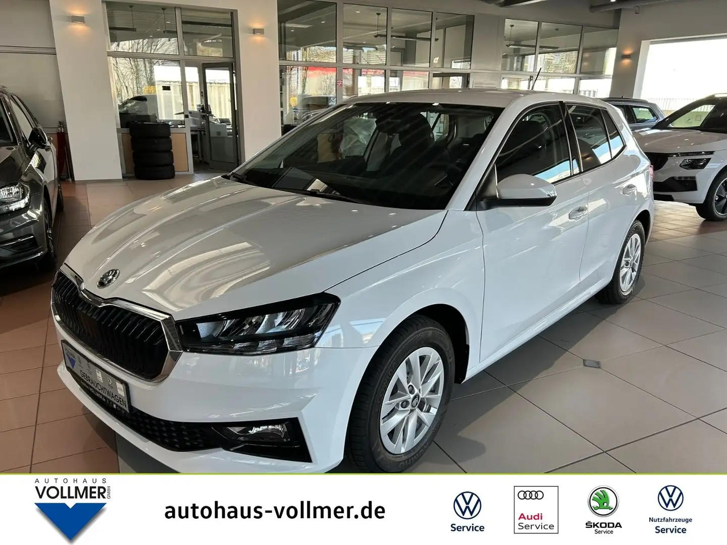 Skoda Fabia VI Selection+ 130Jahre 1.0 TSI DSG SmartLi Weiß - 1