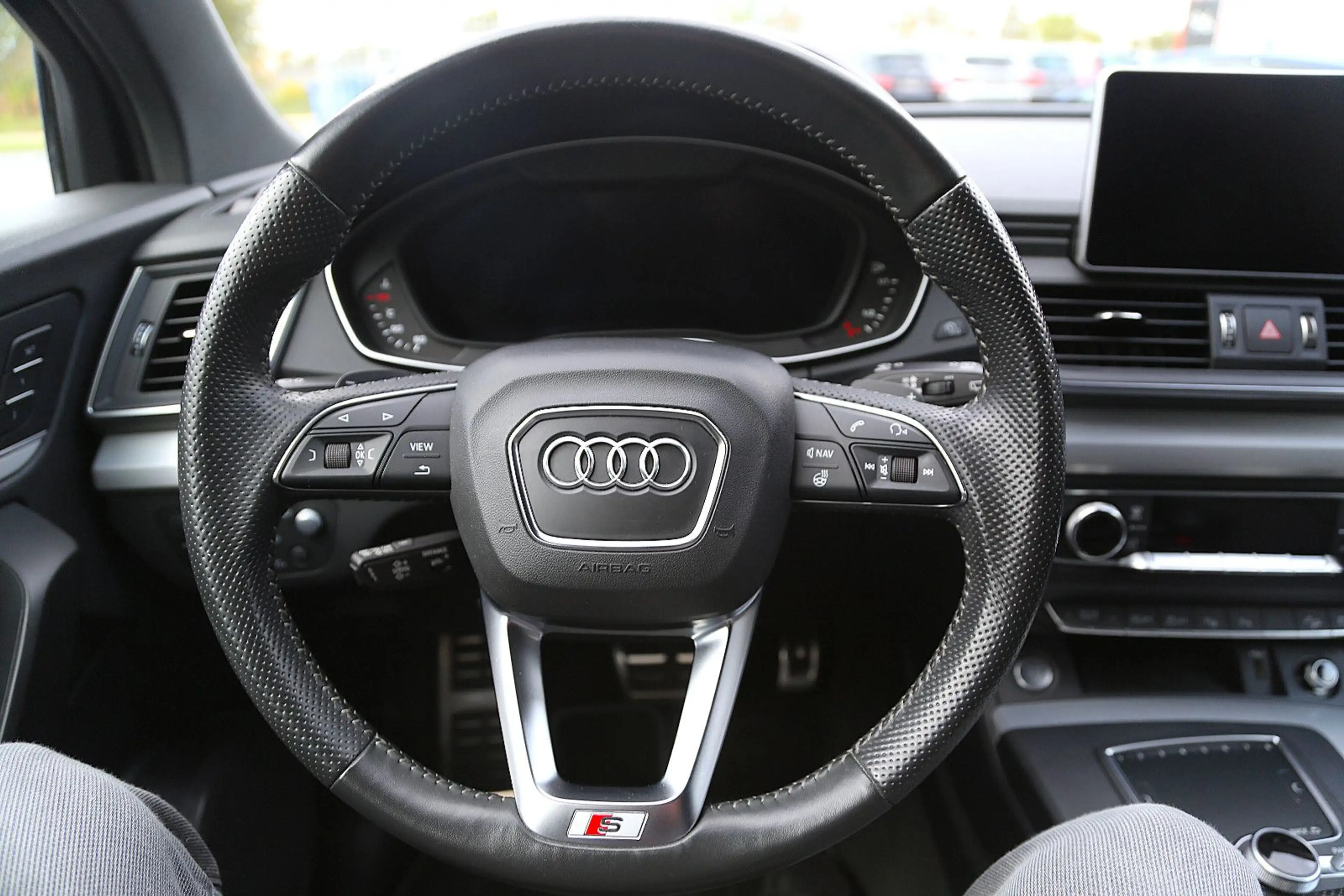 Audi Q5 quattro S-Line Virtual Matrix HUD AHK 360° — photo 6