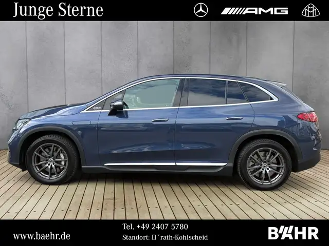 Mercedes-Benz EQE view 2