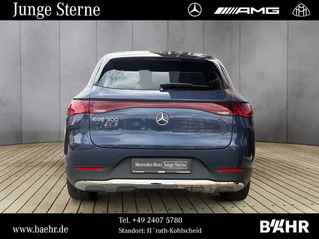 Mercedes-Benz EQE view 8