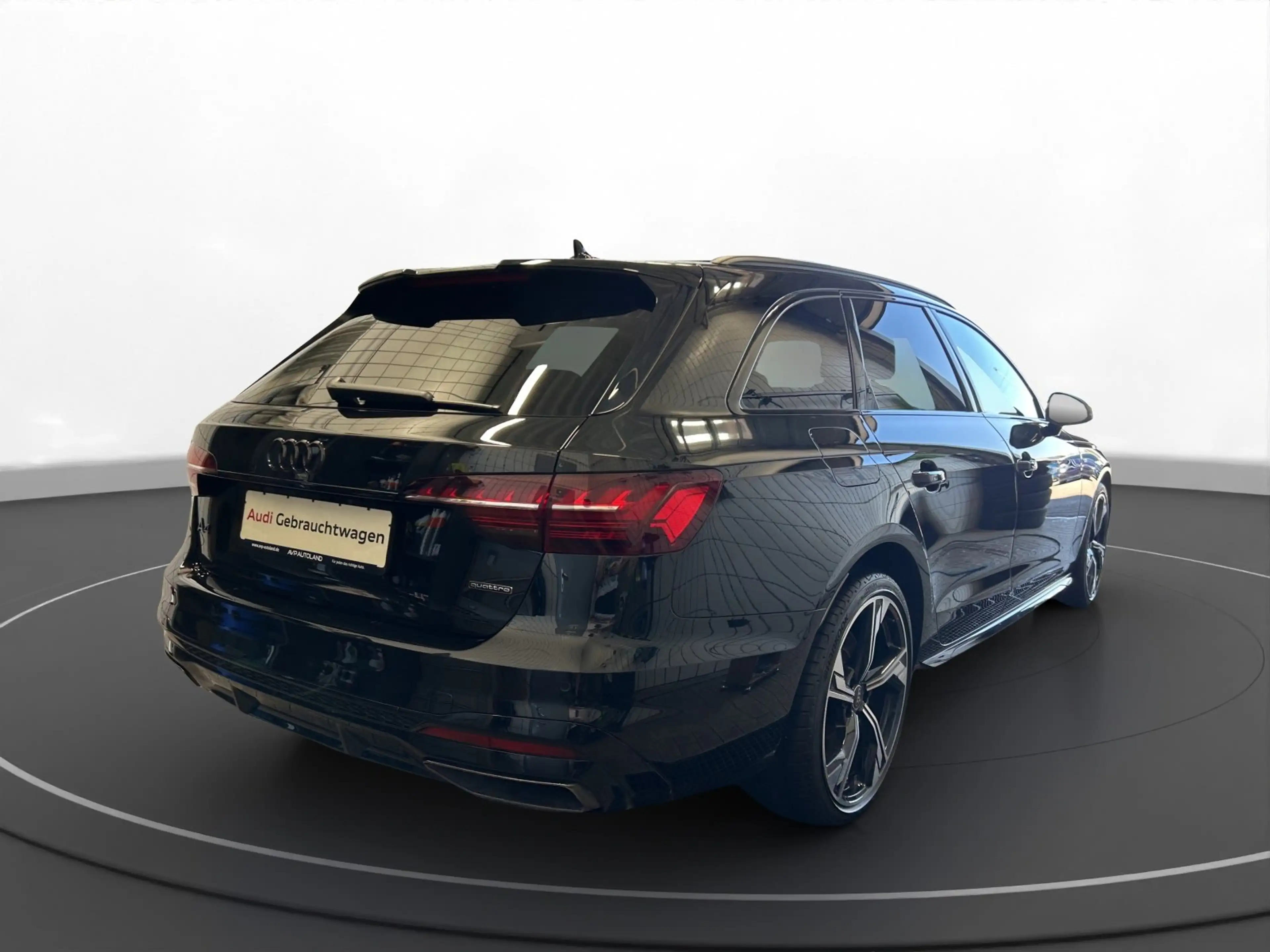Audi A4 Avant 45 TFSI quattro S tronic S line | PANO — photo 6