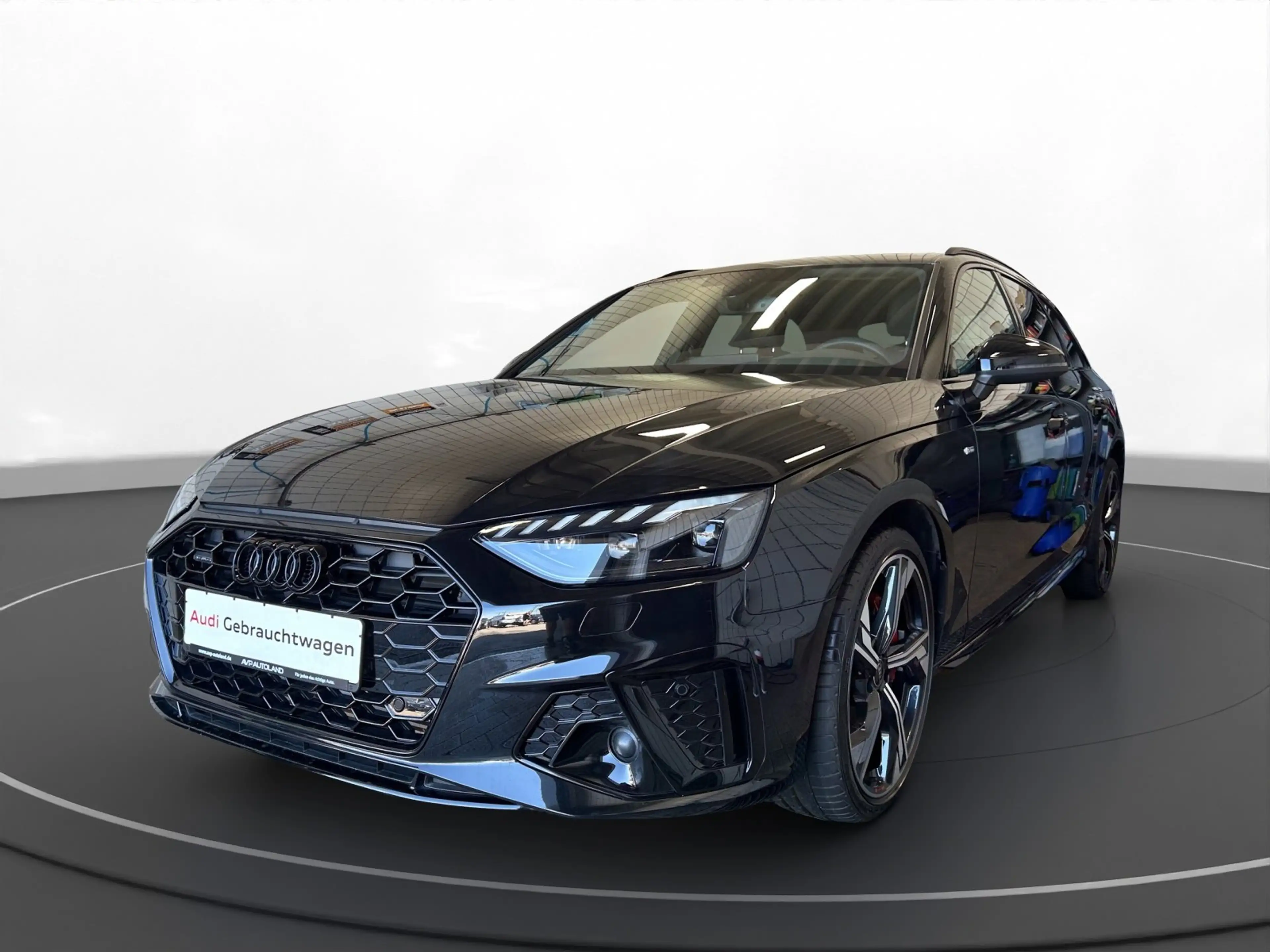 Audi A4 Avant 45 TFSI quattro S tronic S line | PANO — photo 2
