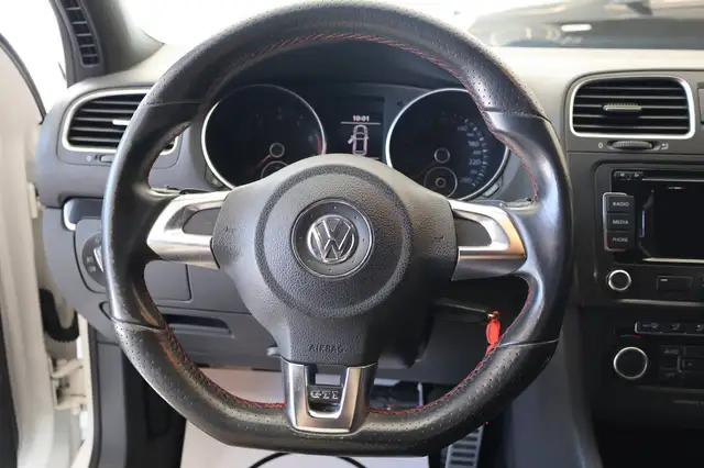 Volkswagen Golf view 14