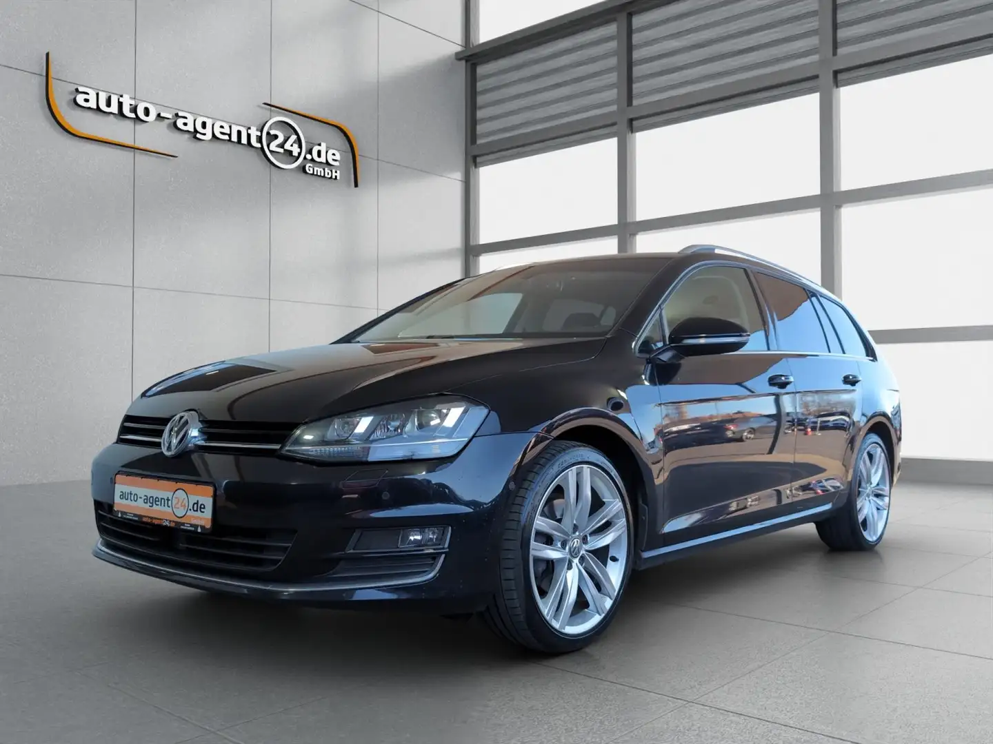 Volkswagen Golf 2.0 TDI Highline/ACC/Massage/DAB/BiXenon Schwarz - 2