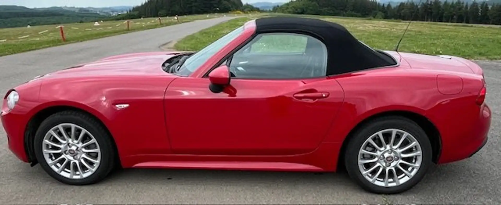 Fiat 124 Spider 124 Spider 1.4 MultiAir Turbo Lusso Rot - 1