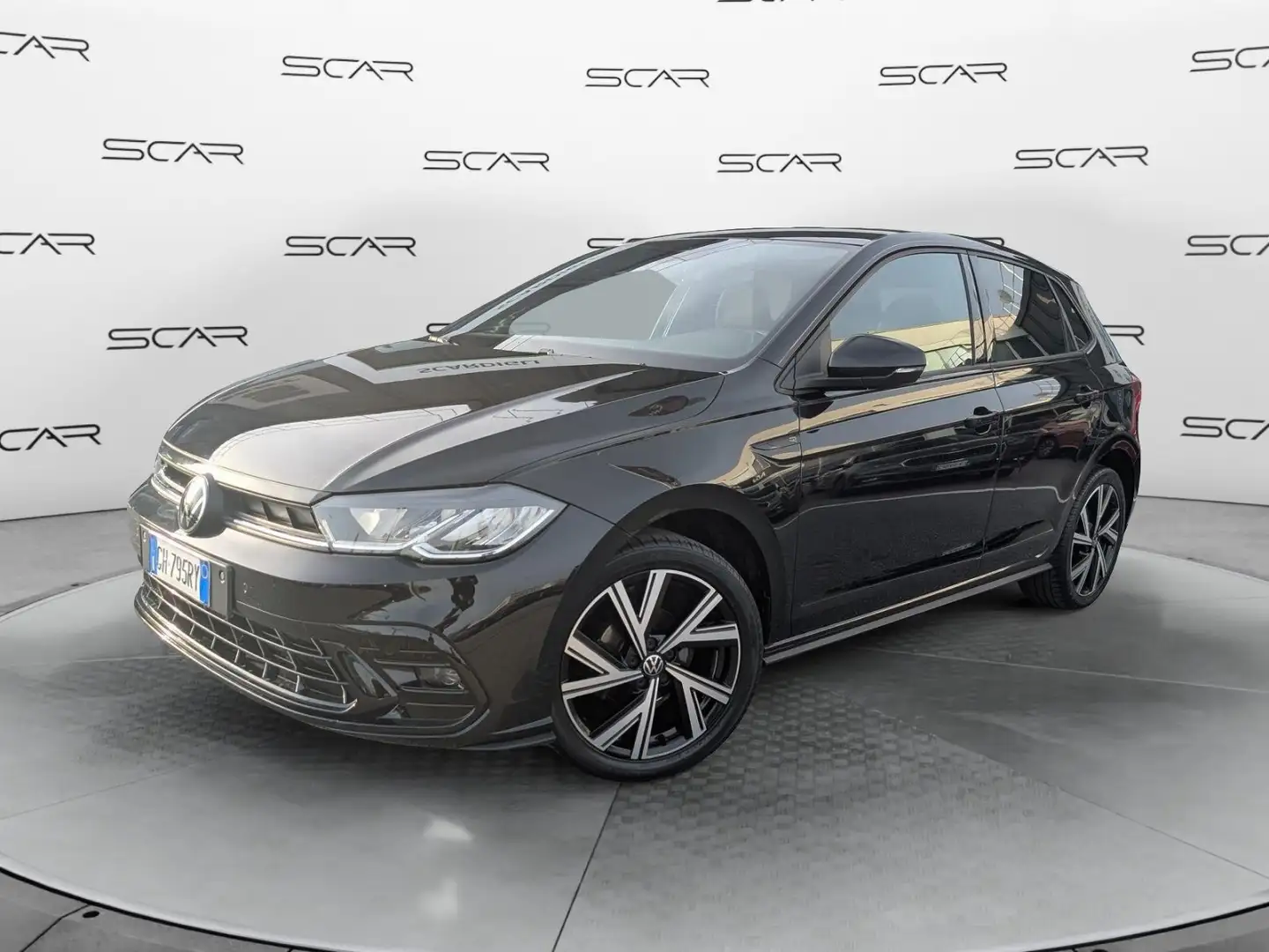 Volkswagen Polo 1.0 TSI R-Line crna - 1