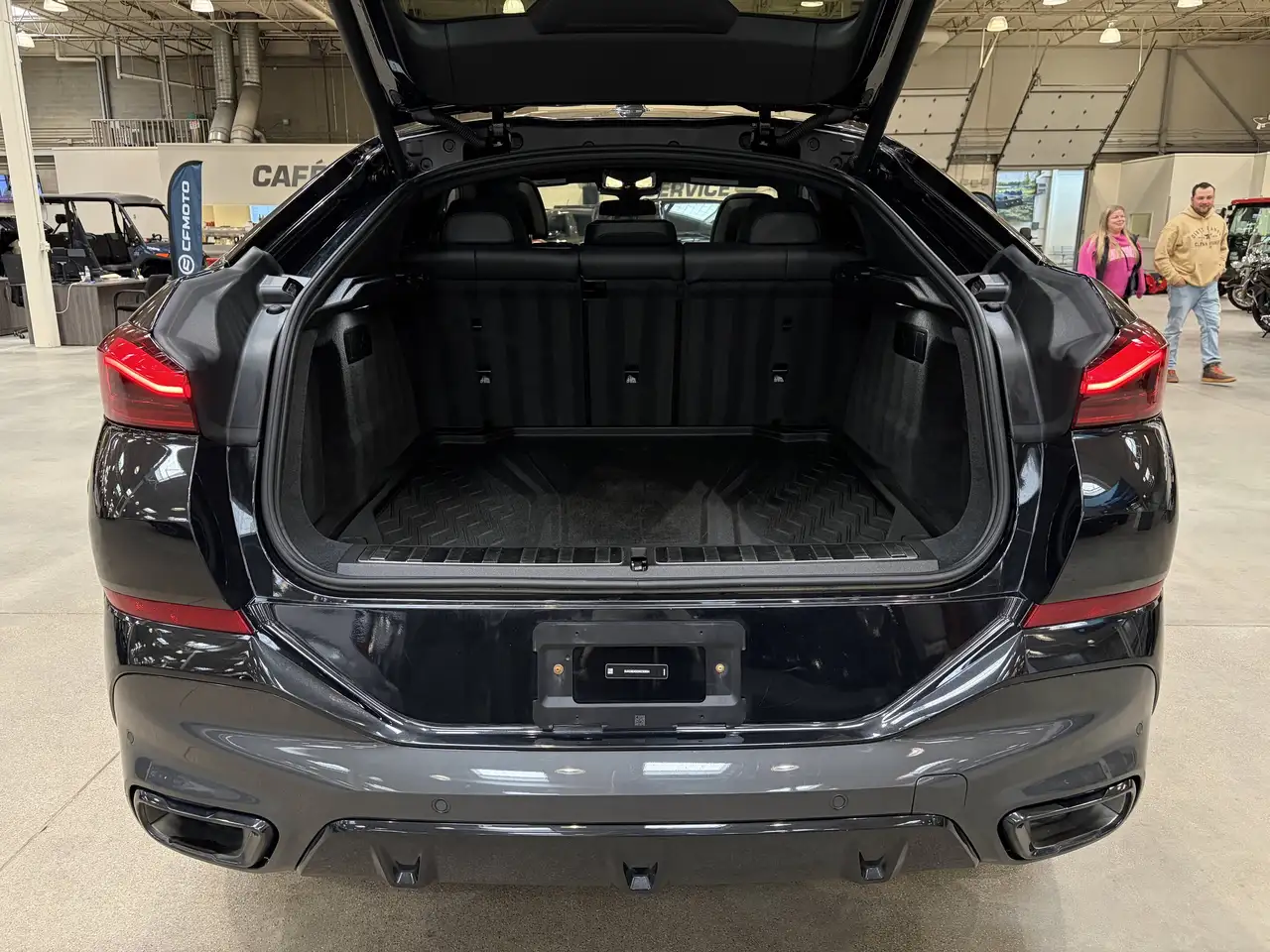 BMW X6 снимка BMW X6
