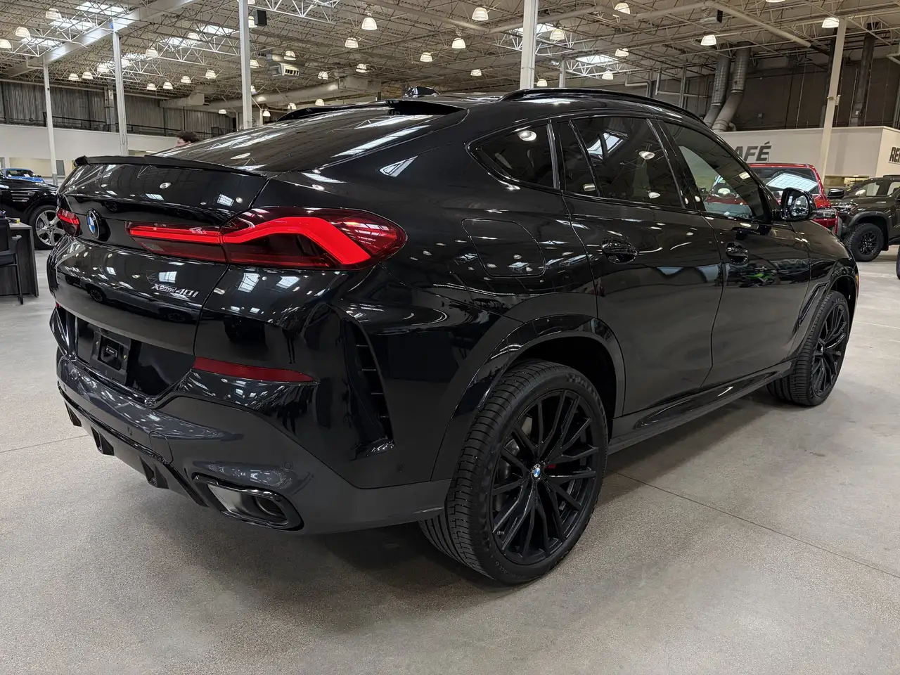 BMW X6 снимка BMW X6