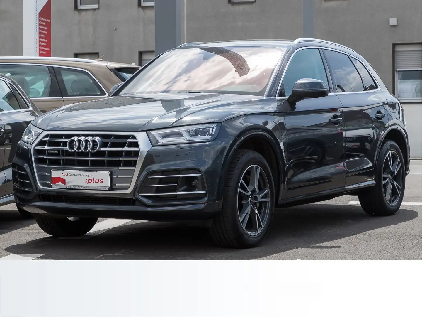 Audi Q5 50 TFSI e Q DESIGN LM19 NAVI+ PRIVACY VIRTUAL Grau - 2