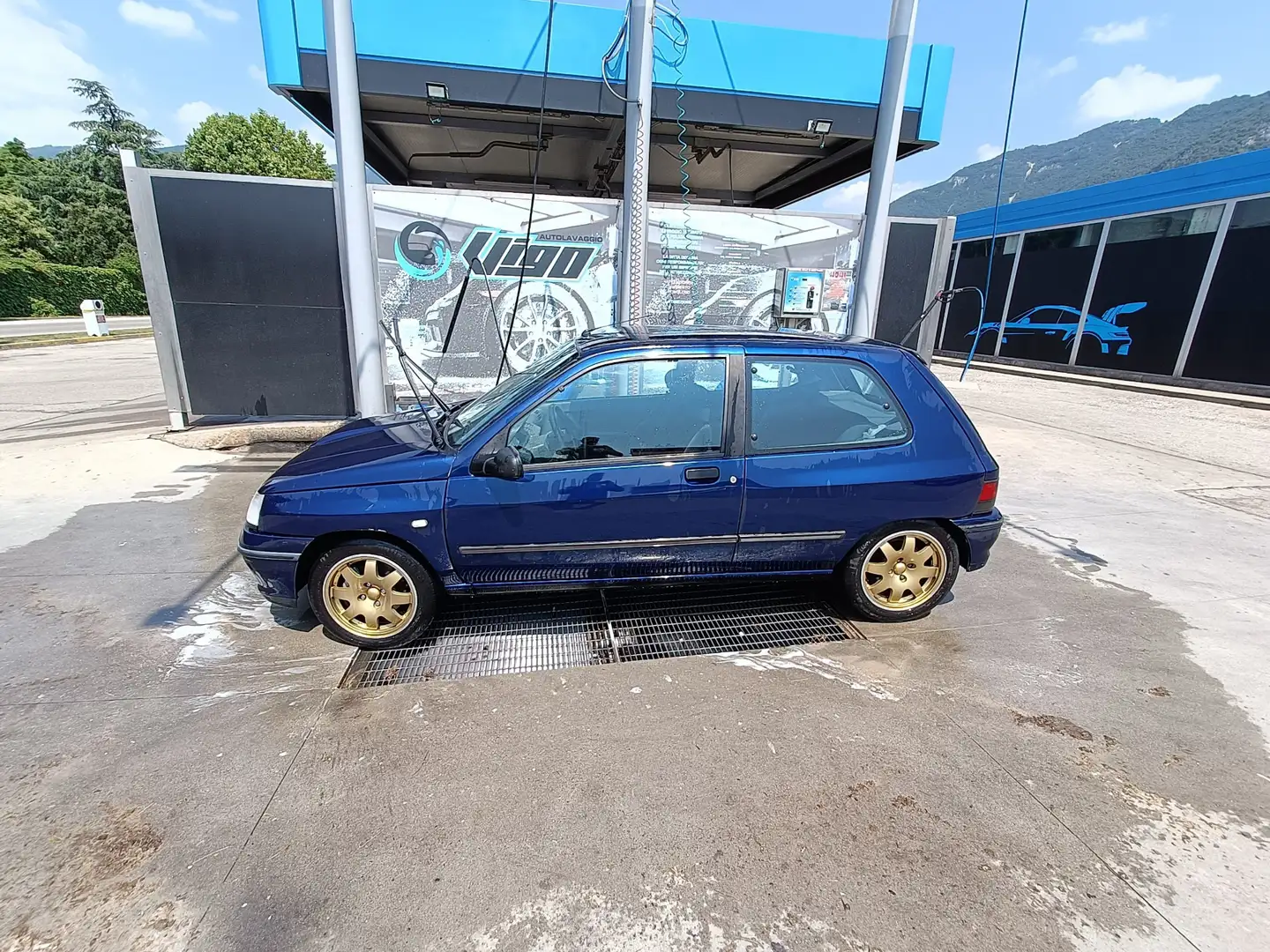 Renault Clio 3p 1.8 16v cat. - 2