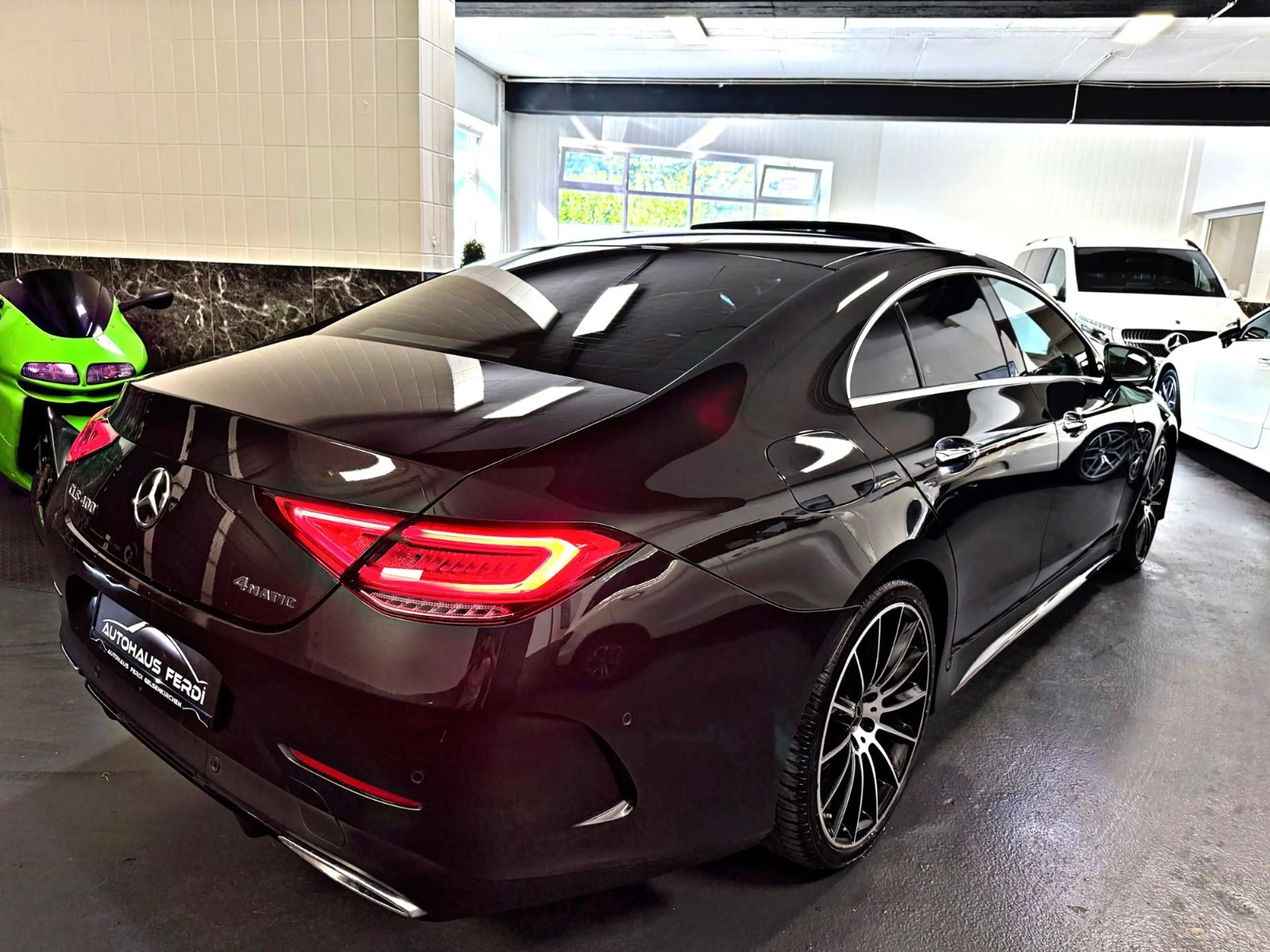 Mercedes-Benz CLS 400 d 4Matic Edition 1 Schiebedach Distronic — photo 5