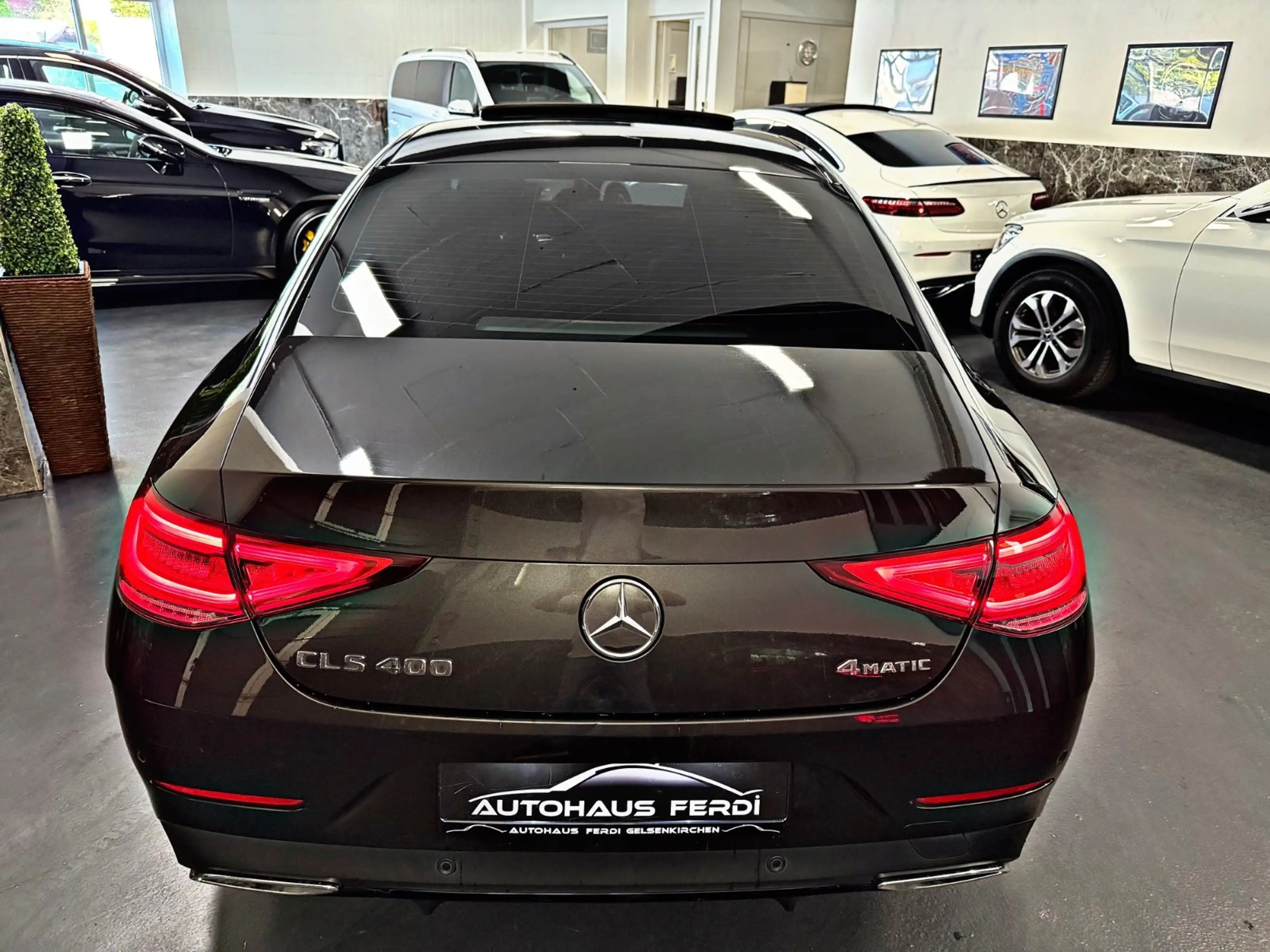 Mercedes-Benz CLS 400 d 4Matic Edition 1 Schiebedach Distronic — photo 7