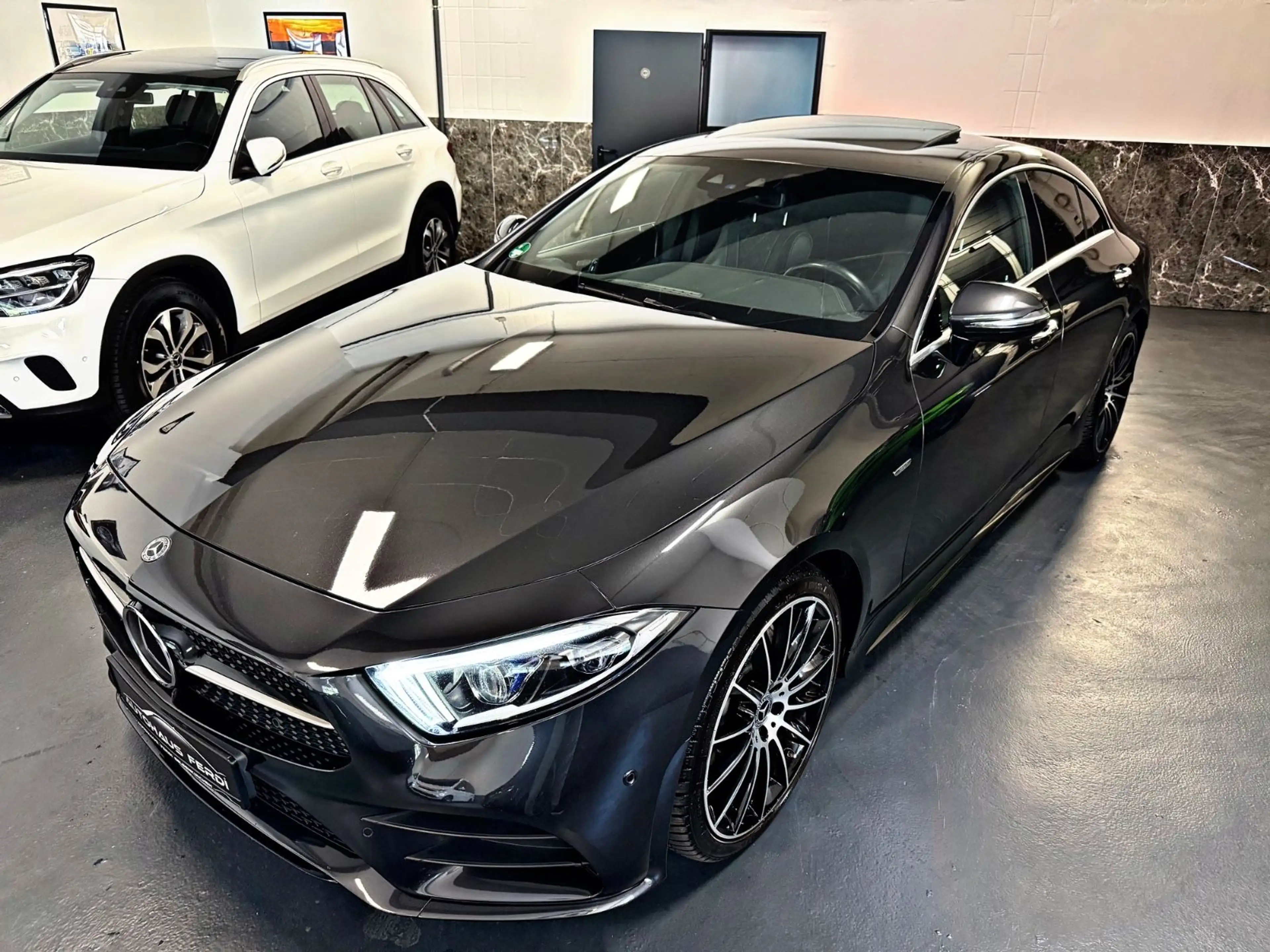 Mercedes-Benz CLS 400 d 4Matic Edition 1 Schiebedach Distronic — photo 2