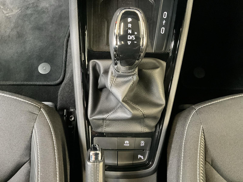 Skoda Kamiq Monte-Carlo+DSG+LED+NAVI+Pano — photo 12